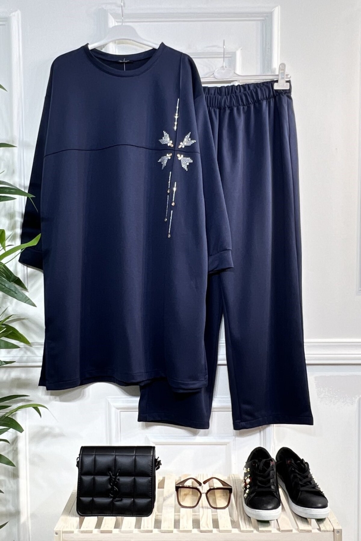 Aşkı Endam Büyük Beden Melek Taş Detaylı Penye İkili Takım - Lacivert