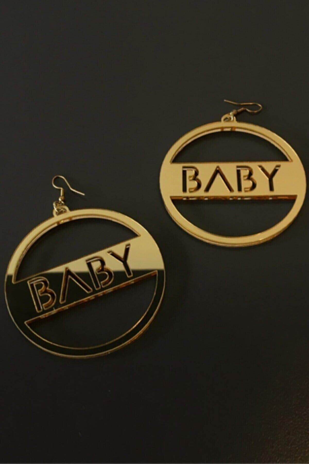 Genel Markalar Özel Kadın Gold Baby Parlak Pleksi Yazılı Çift Küpe