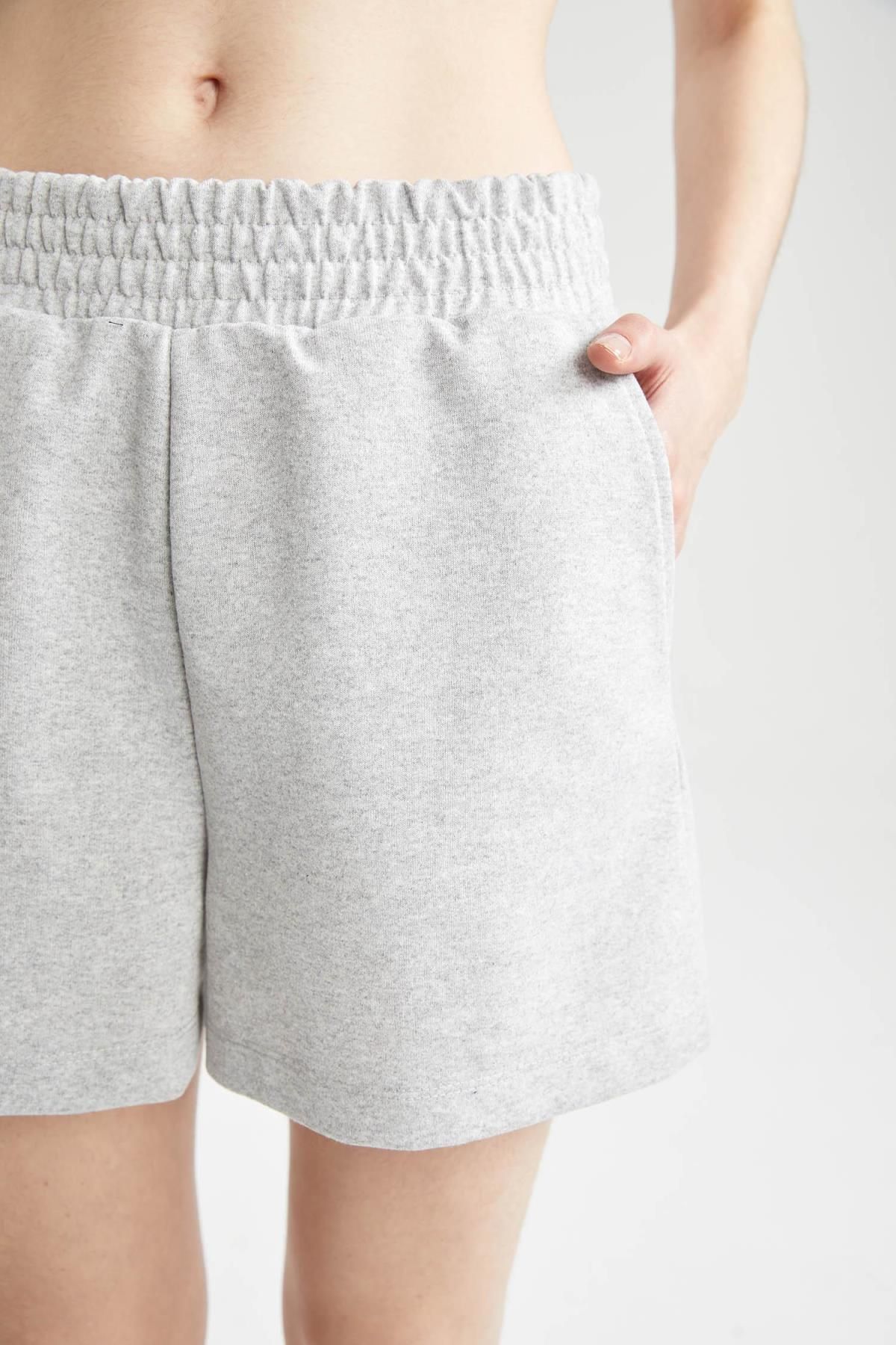DeFacto-Regular Fit Basic Straight Shorts U3357Az23Sm 6