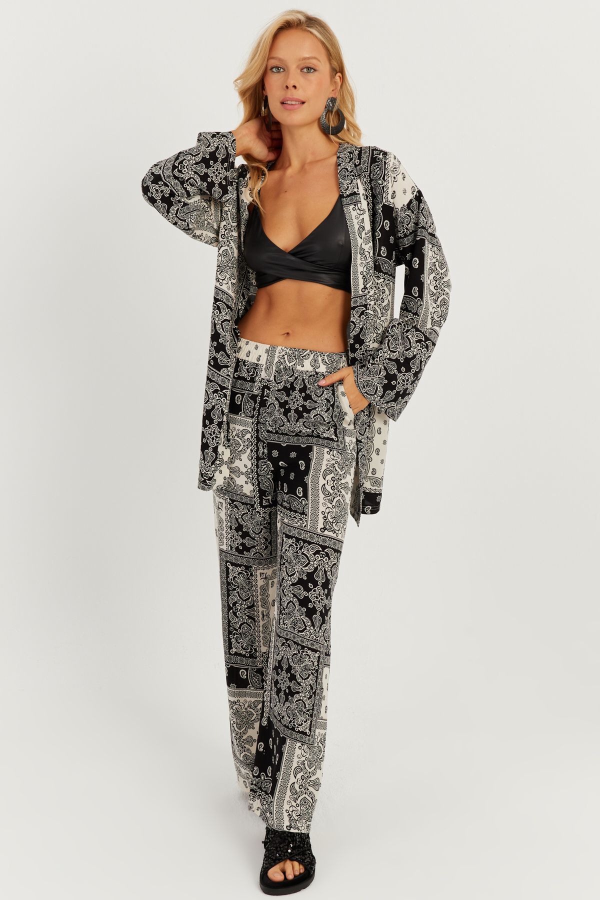 Cool & Sexy-Set kimono pentru femei cu model negru-ecru GÇ156 2