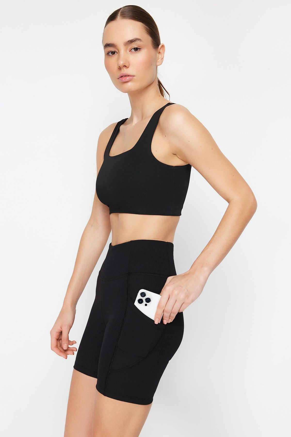 Trendyol Collection-Schwarze gerippte Sportshorts/kurze Leggings aus Tüll mit Wiederherstellungstaille THMSS24TY00005 2
