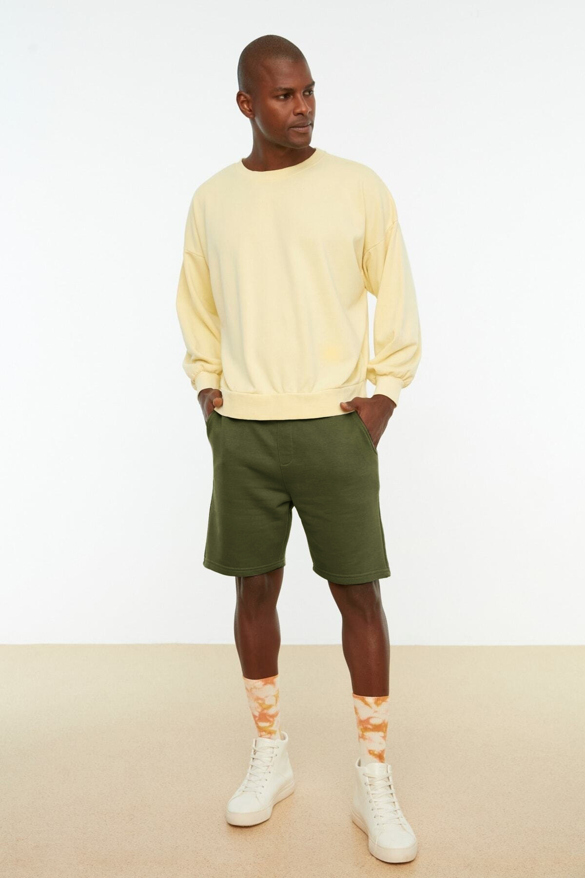 Trendyol Collection-Khaki Basic Shorts & Bermuda - Regular Cut TMNSS20SR0068 5