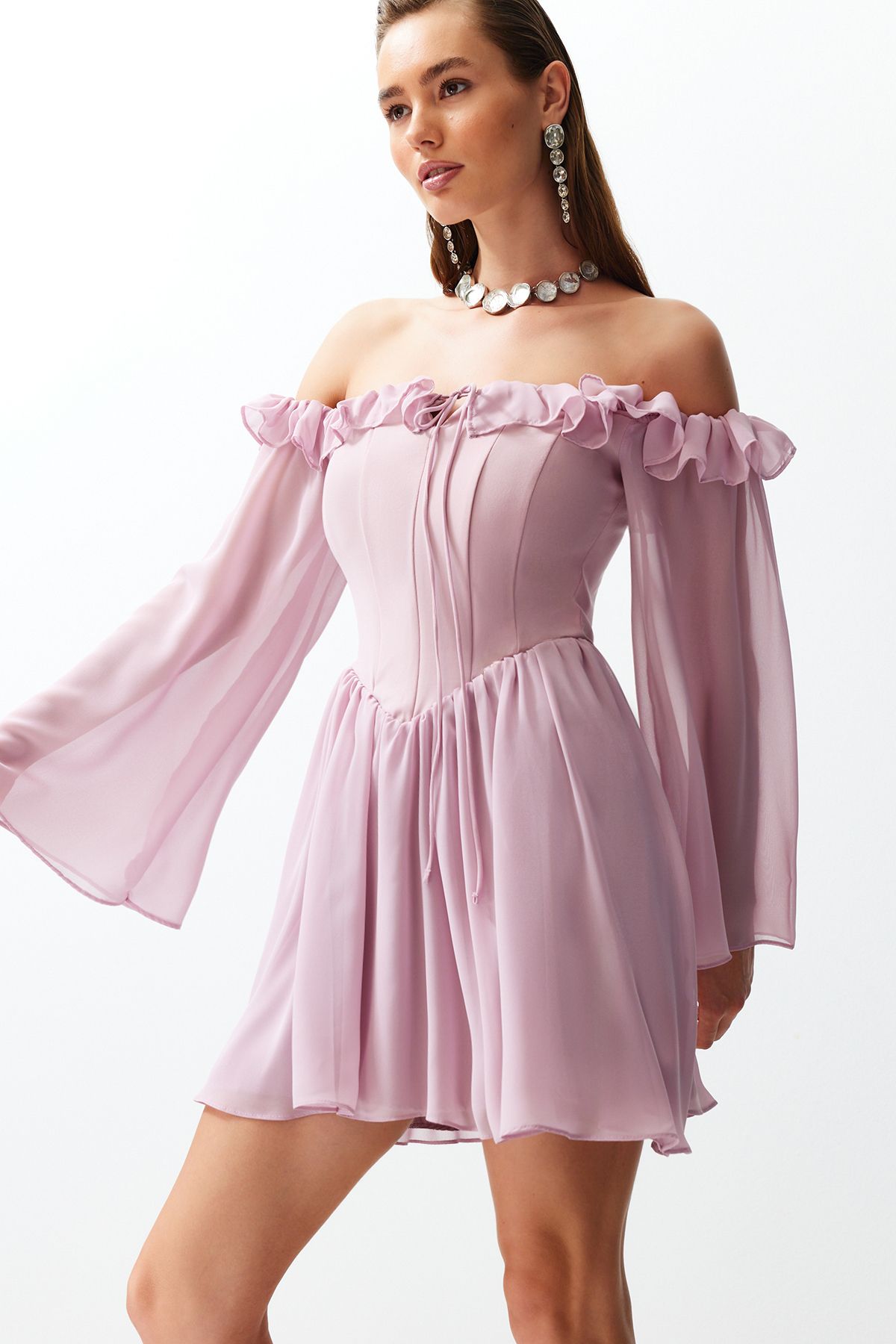 Trendyol Collection-Βραδινό κοντό βραδινό φόρεμα αποφοίτησης με φόδρα σε γραμμή Α με υφαντό σιφόν με υφαντό σιφόν TPRSS23EL00096 3