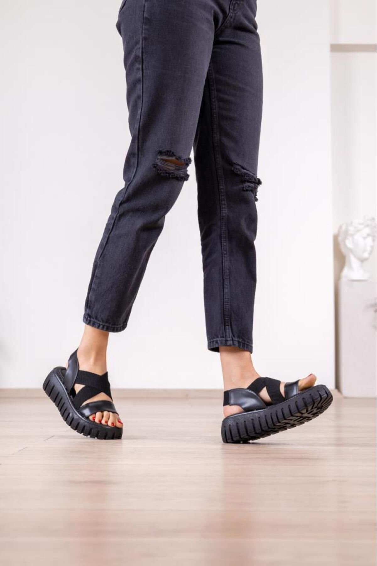 Getcho-Schwarze Damensandalen mit hoher Sohle von Ardeka 6
