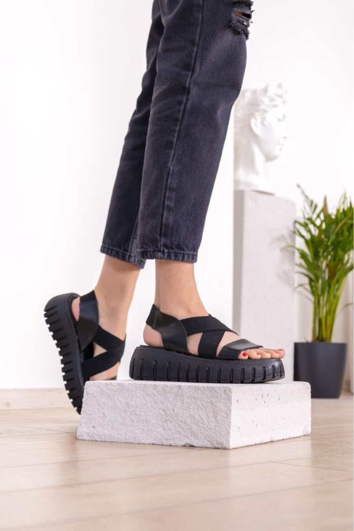 Getcho-Schwarze Damensandalen mit hoher Sohle von Ardeka 7