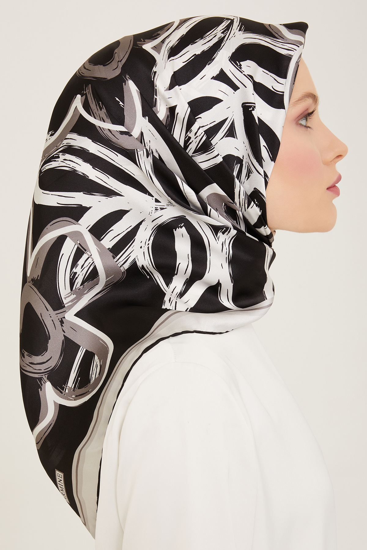 روسری زنانه آرمینه | E24YA9123D02 Armine - Image 3