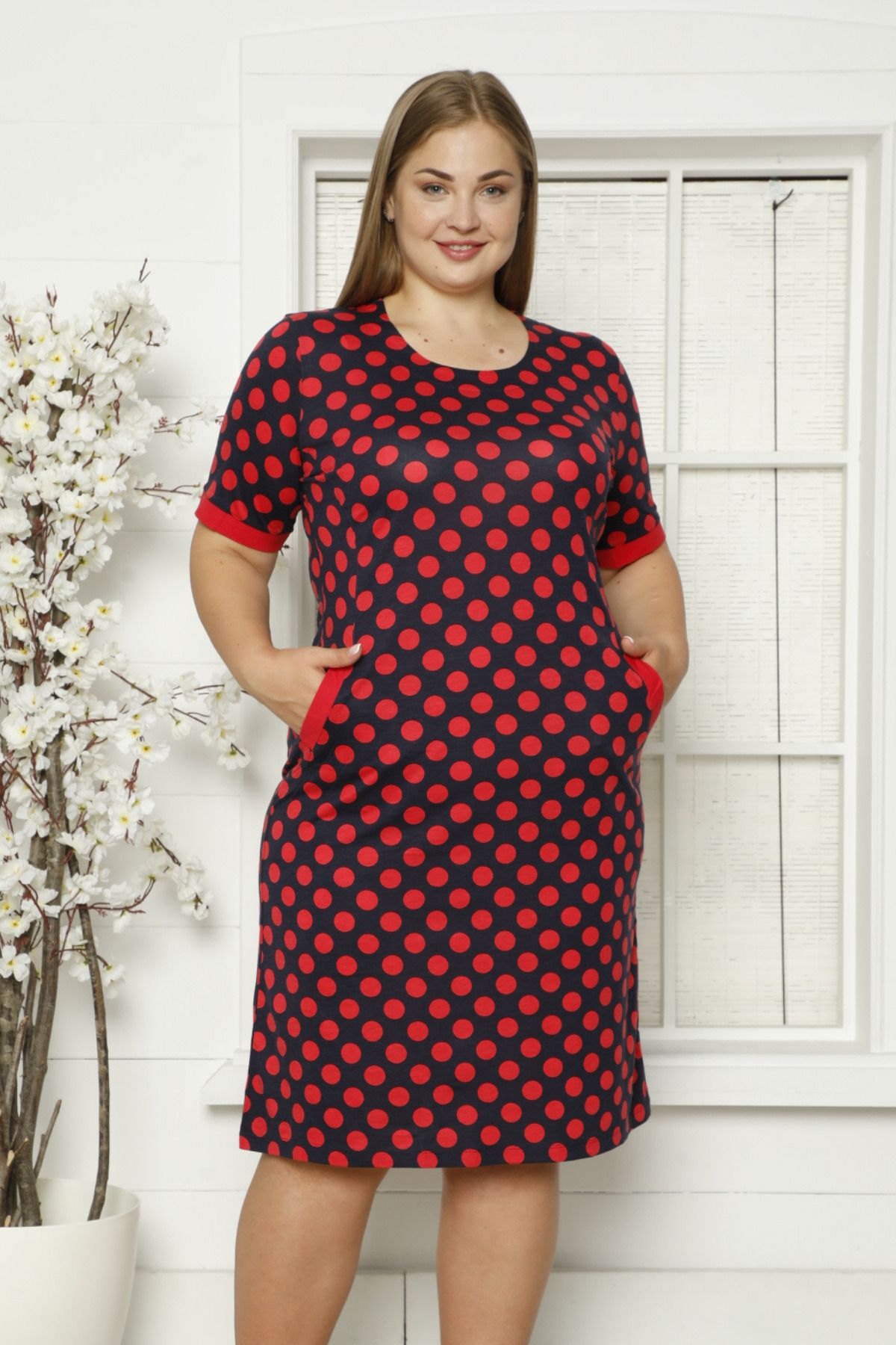 Plus size red polka dot dress online