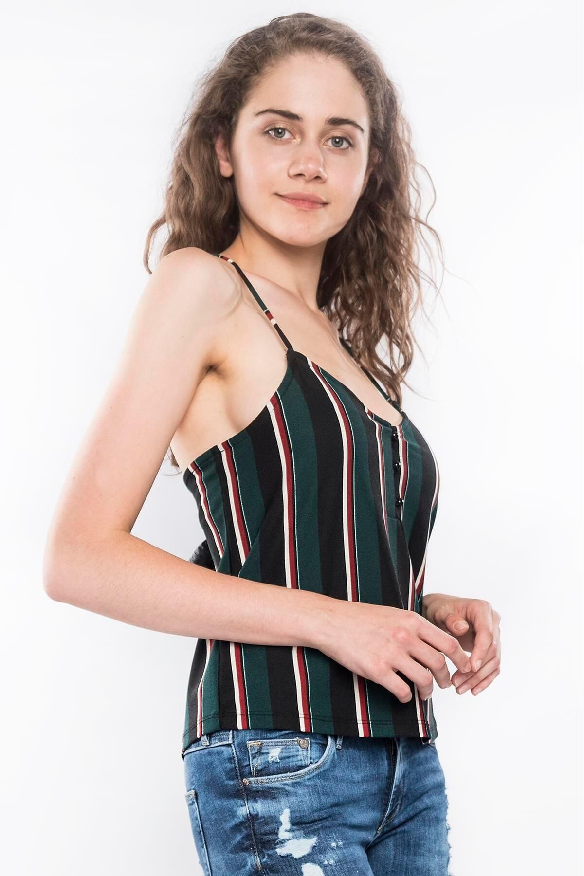 Miss Murem-Bluză cu nasturi în față-negru verde 2