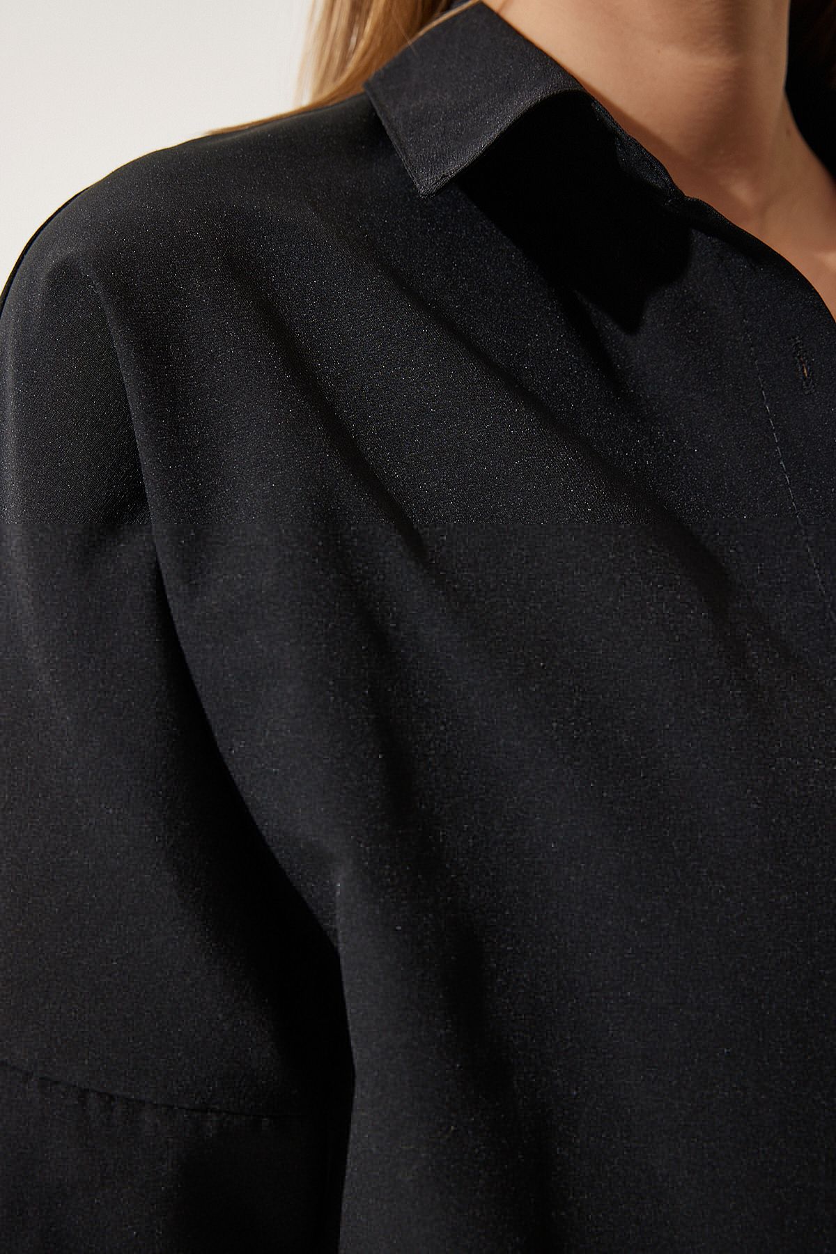 Happiness İstanbul-Schwarzes, langes Oversize-Basic-Shirt für Damen DD00842 4