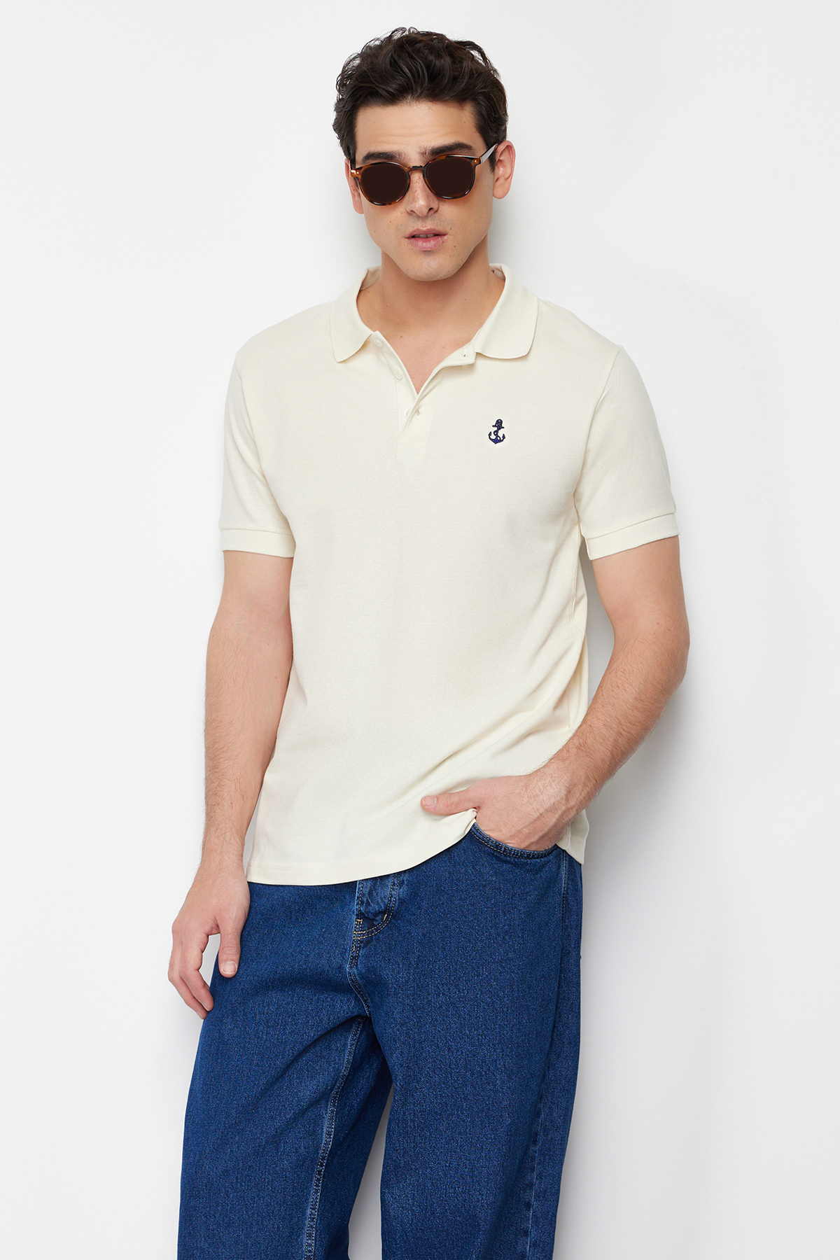 Kolekcia Trendyol-Tričko Regular Cut Polo Neck 100% bavlna TMNSS23PO00031 3