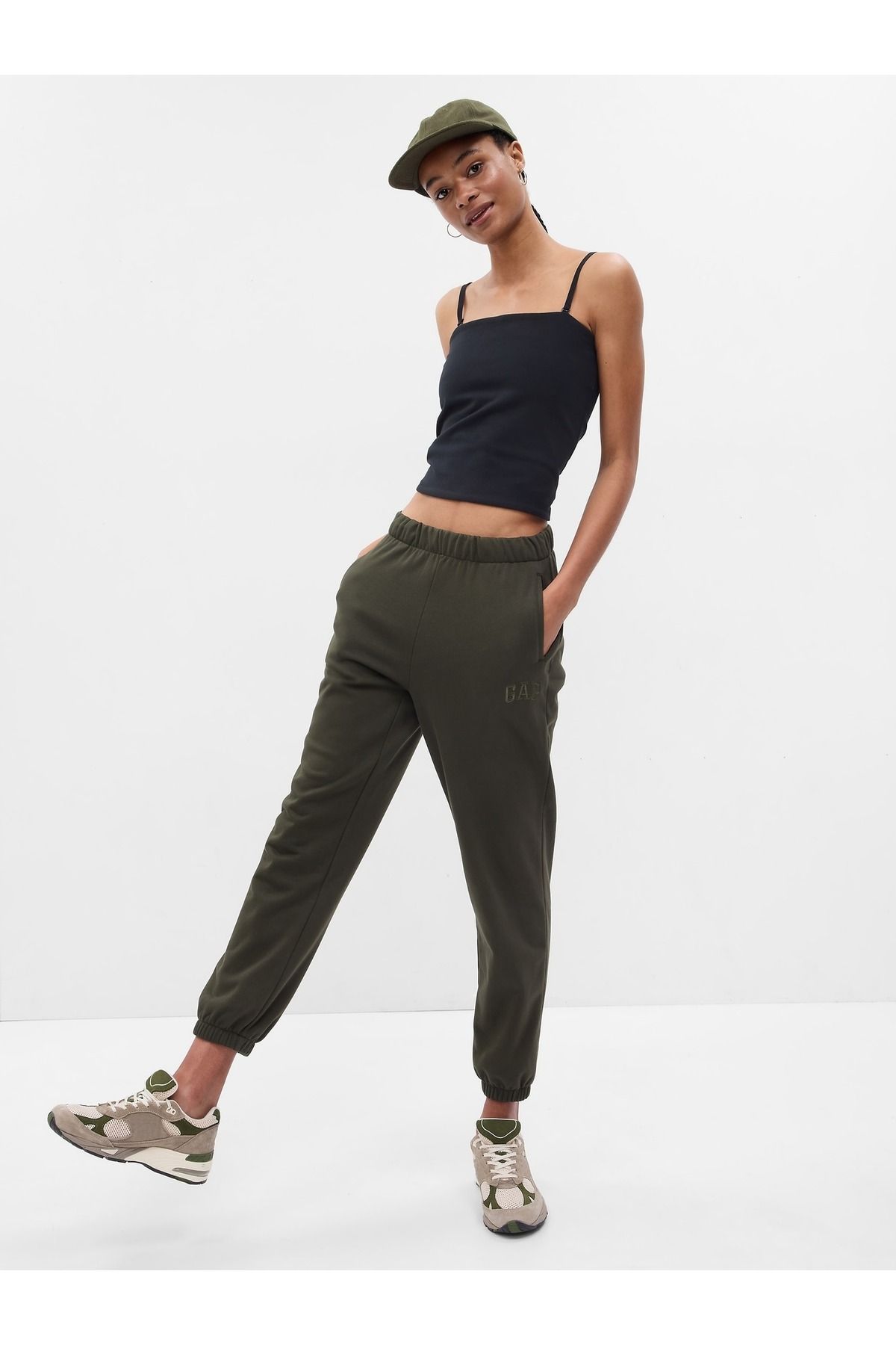 Vintage soft gap logo joggers 2025