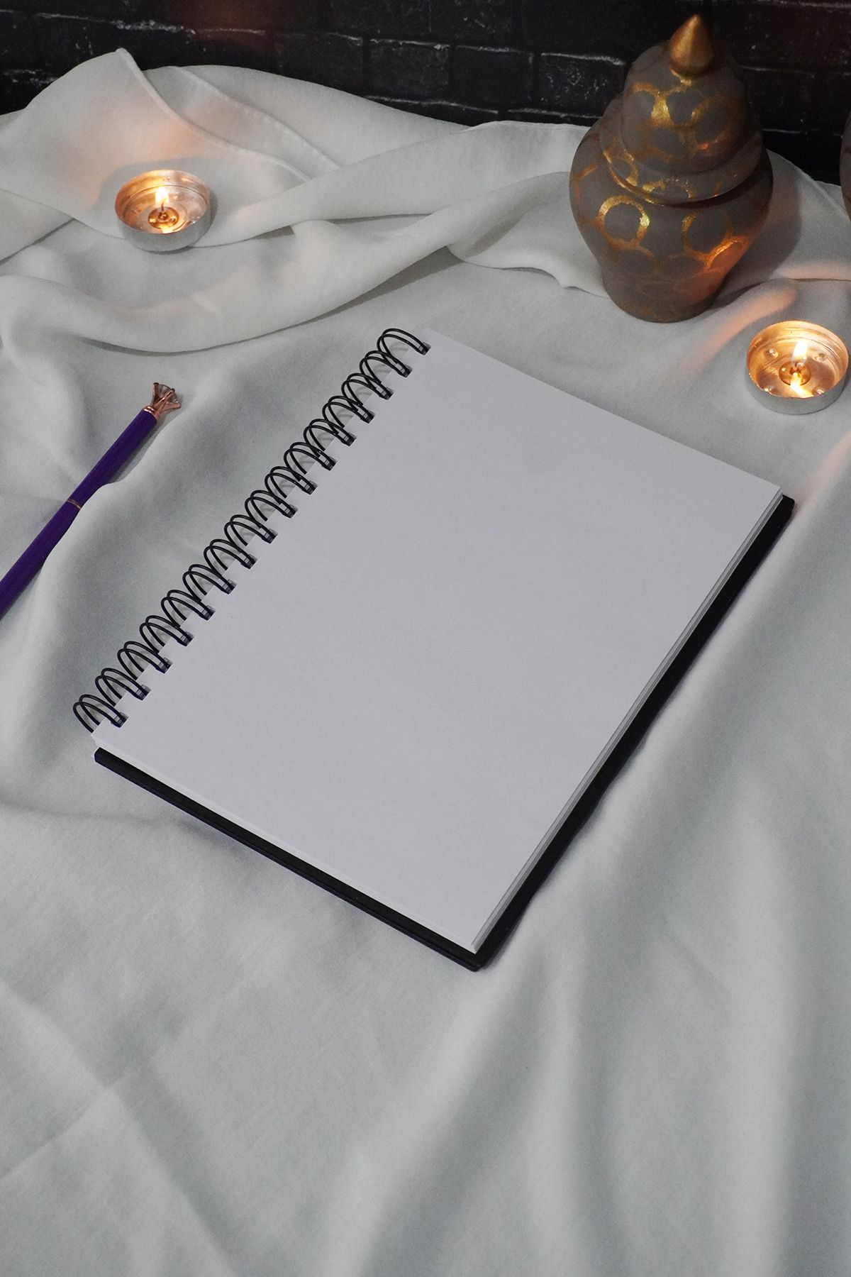 markcat-Bird Feather Design Black Wooden Cover Notebook - Unlined Notebook - Diary - A5 Spiral Notebook 3