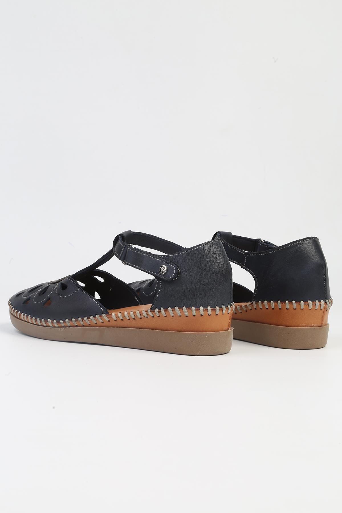 Pierre Cardin-®| PC-53024- 3963 حذاء كاجوال بكعب نسائي أزرق داكن 3