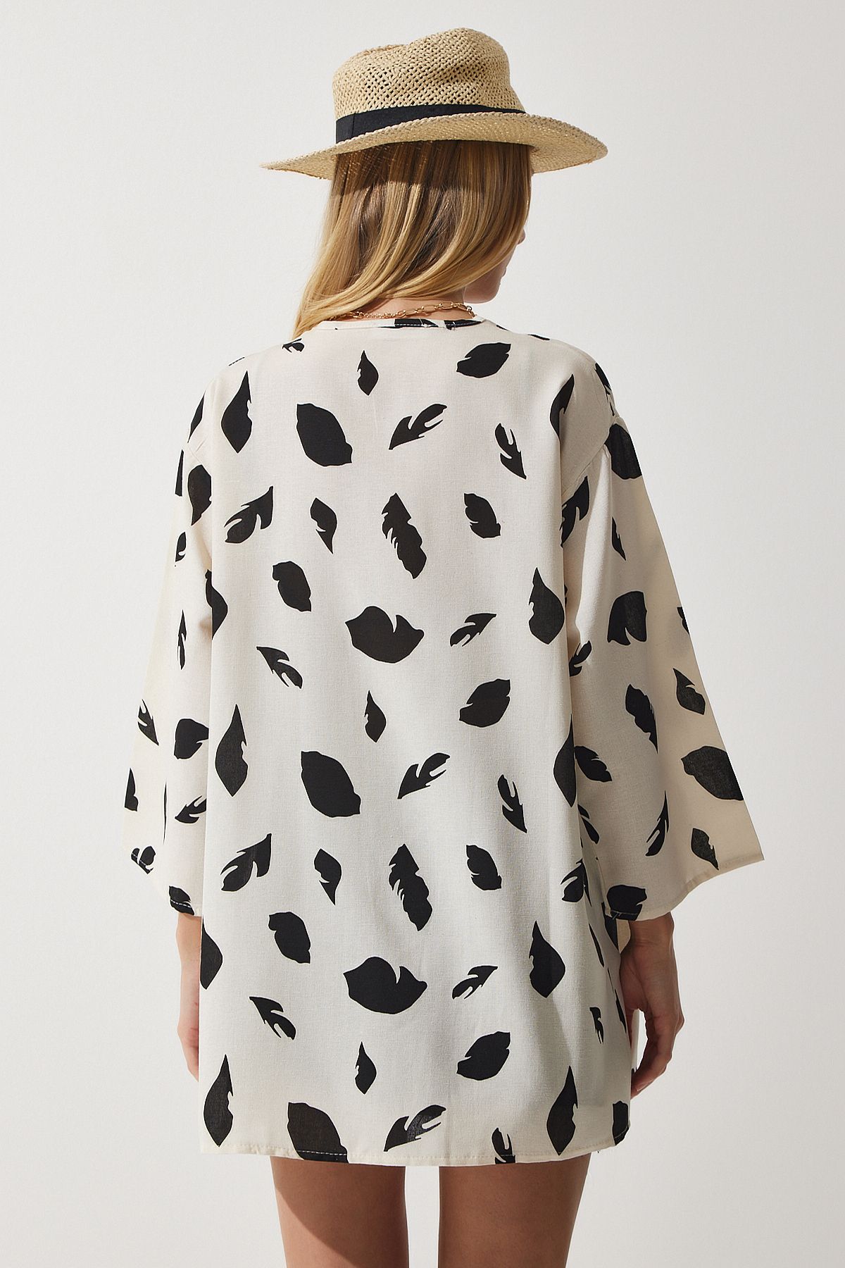 Happiness İstanbul-Γυναικείο λινό Viscose Kimono σε μπεζ μαύρο σχέδιο BH00381 5