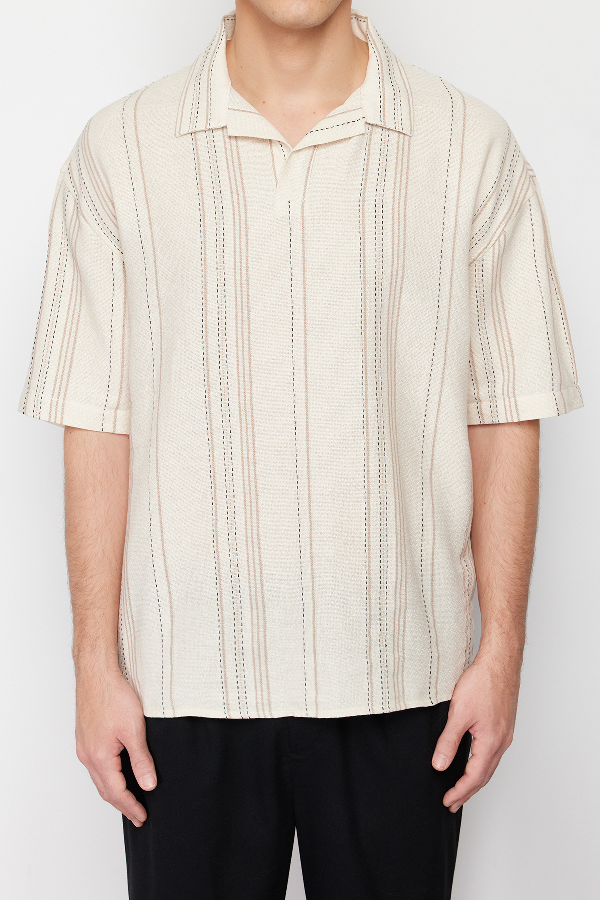 Trendyol Collection-Напівпальто в смужку екрю Regular Fit Gomlek TMNSS24GO00045 4