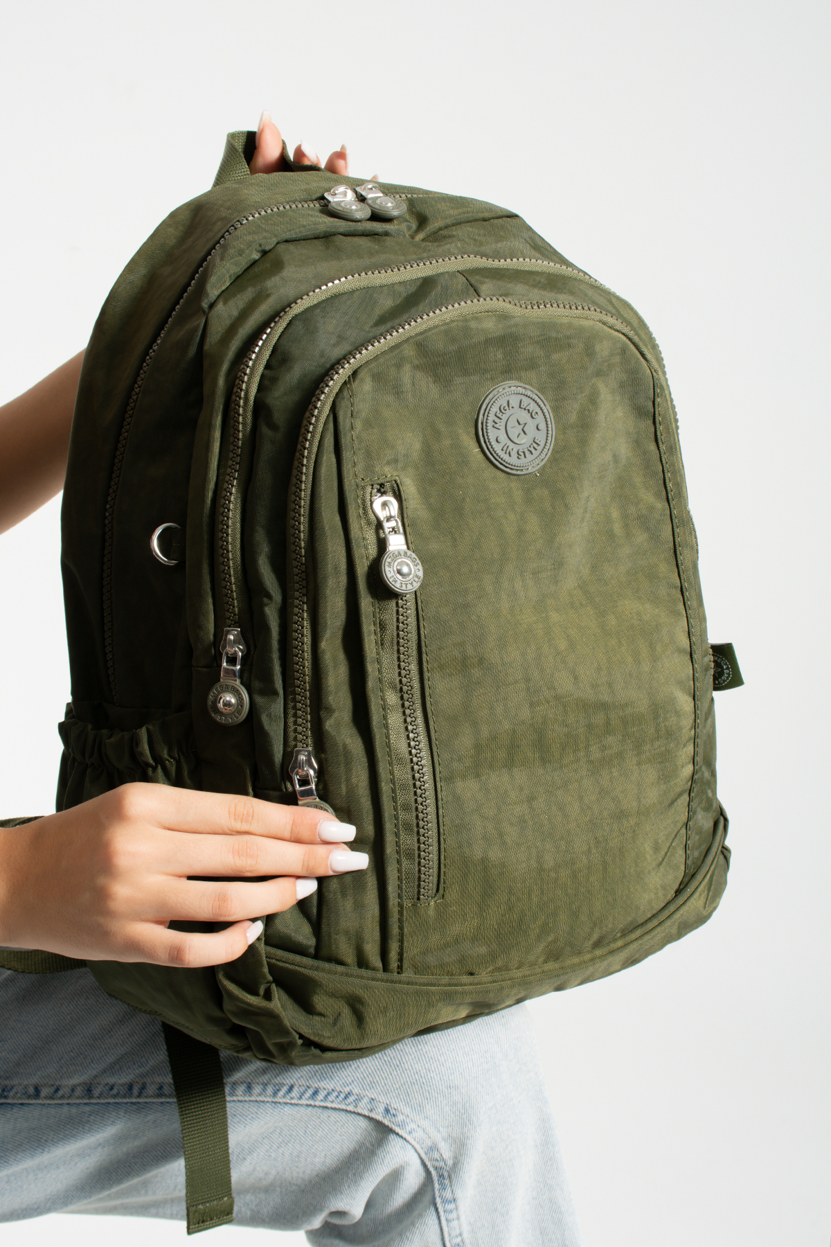  کوله پشتی سایز بزرگ مناسب برای همه سنین (مناسب برای مدرسه، دارای محفظه مخصوص لپ تاپ)