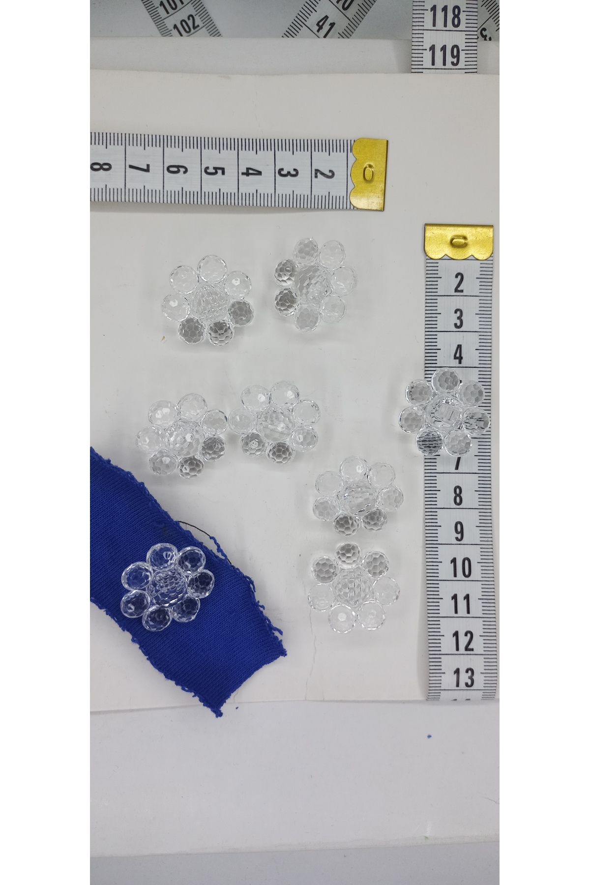 Tuhafiş-28 m.8 pieces of transparent daisy buttons come in any color. 5