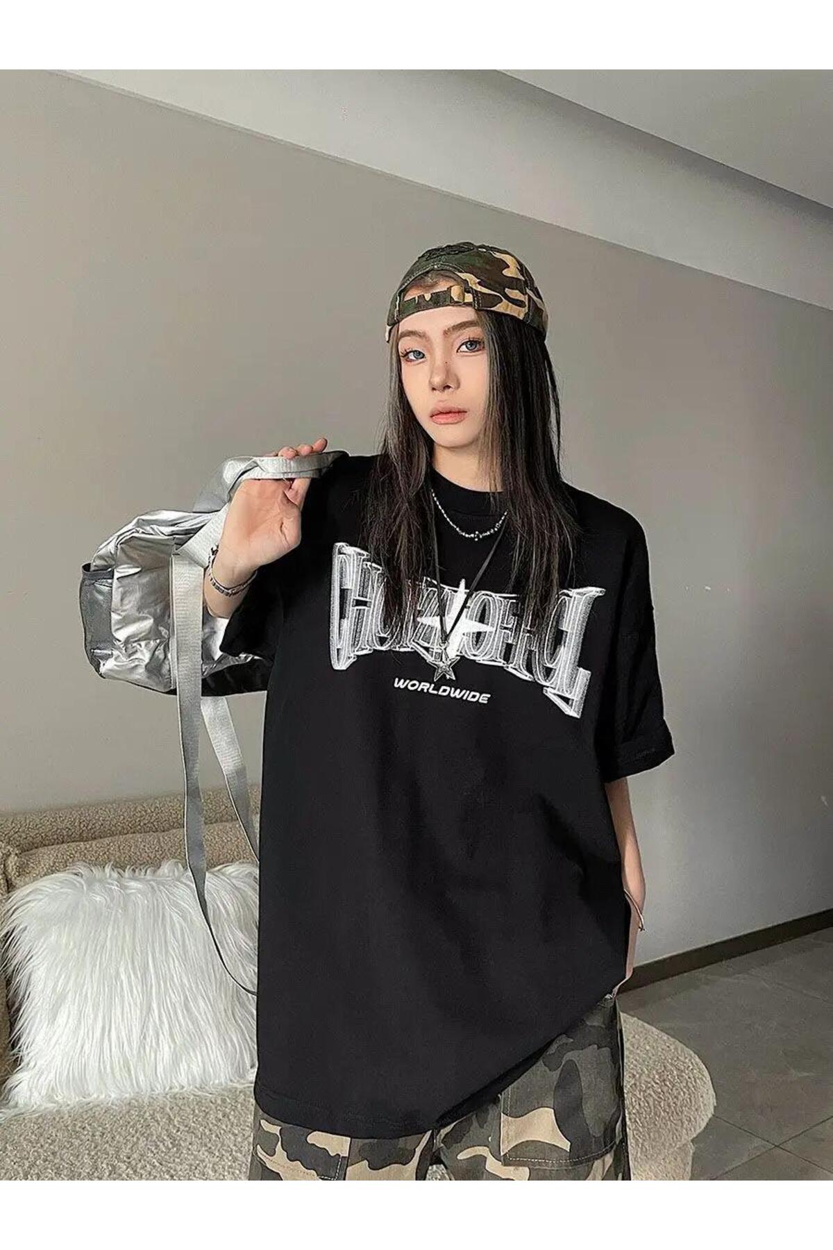 Touz Moda Y2k Ön Arka Baskılı Siyah T-shirt - Fiyatı, Yorumları