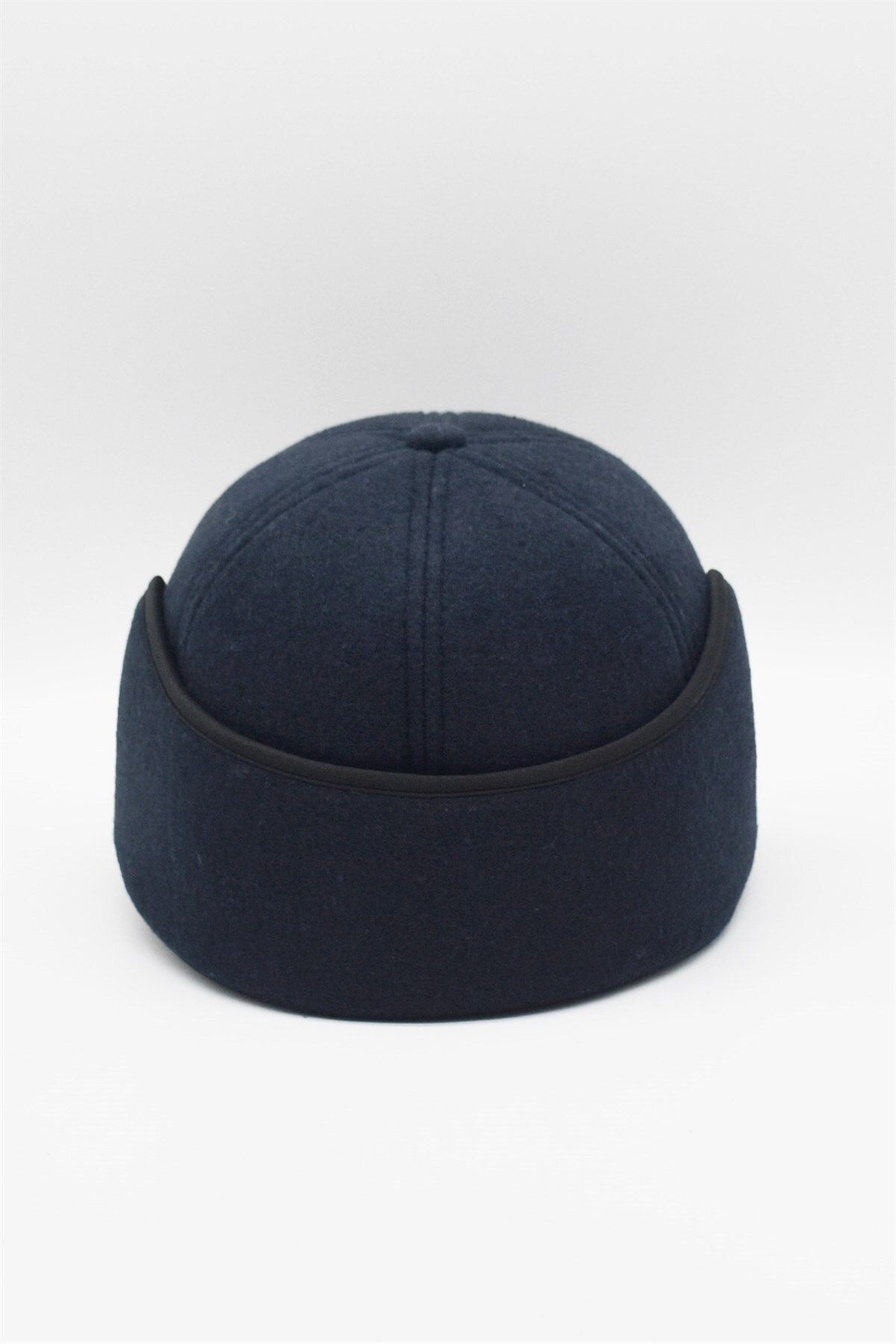 Navy blue shop wool hat