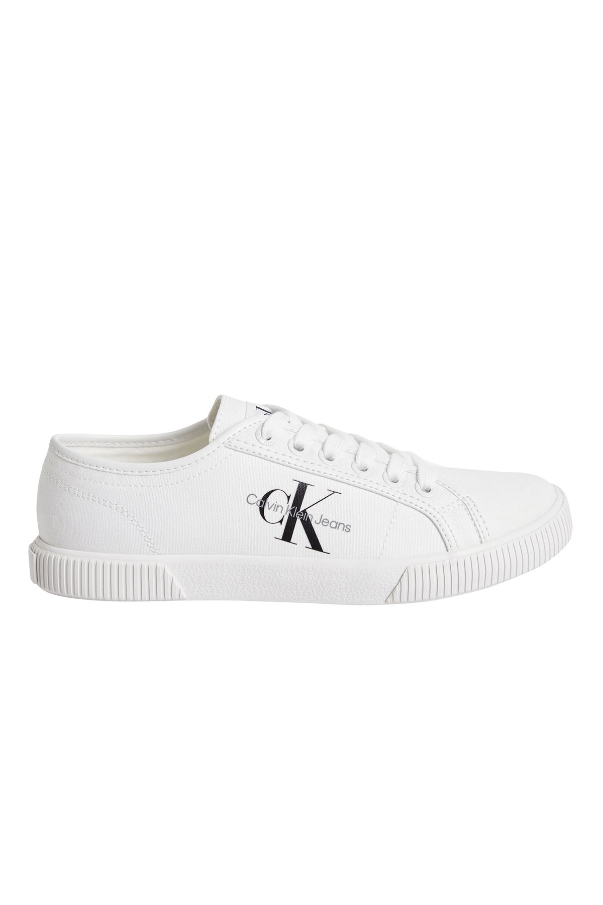 Calvin klein ireland canvas outlet white plimsoll trainers