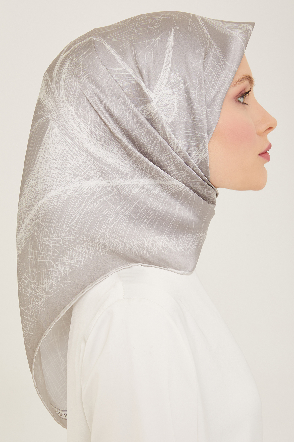 روسری زنانه آرمینه | E24YA9121D02 Armine - Image 3