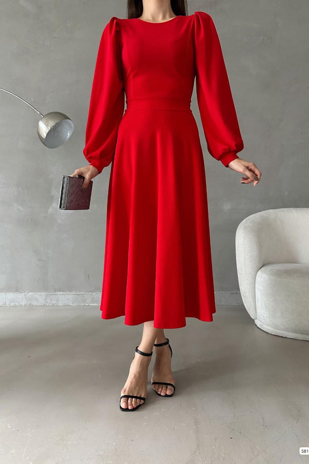 https://cdn.dsmcdn.com/ty1179/product/media/images/prod/SPM/PIM/20240223/17/f078cc80-8f67-34bf-93e1-a0e9bc863f97/1_org_zoom.jpg