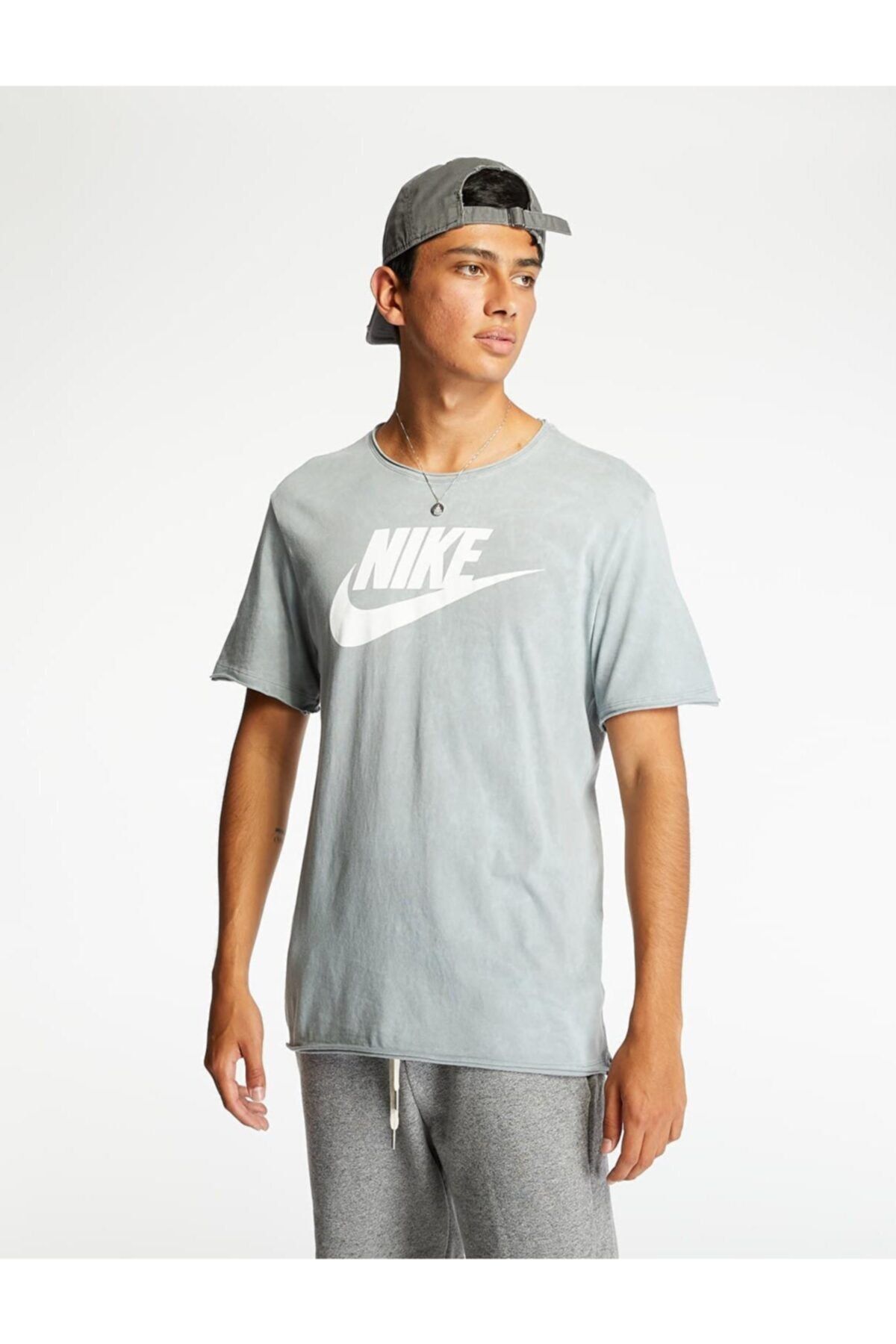 Nike sportswear sales icon futura