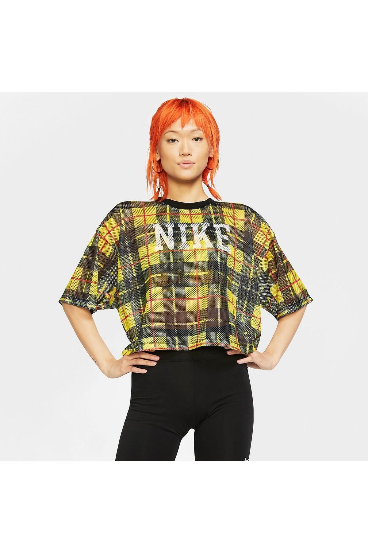 Black yellow hotsell nike shirt