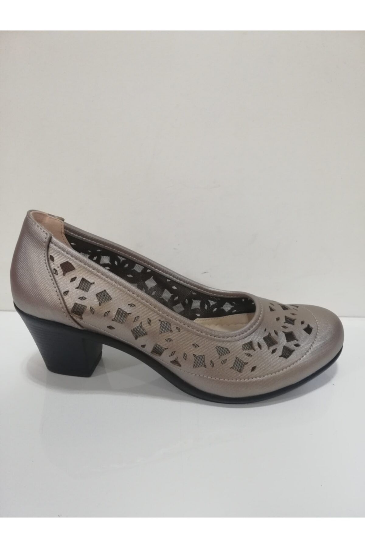 Şenkardeşler-Women's Metallic Large Size Low Heel Shoes 3