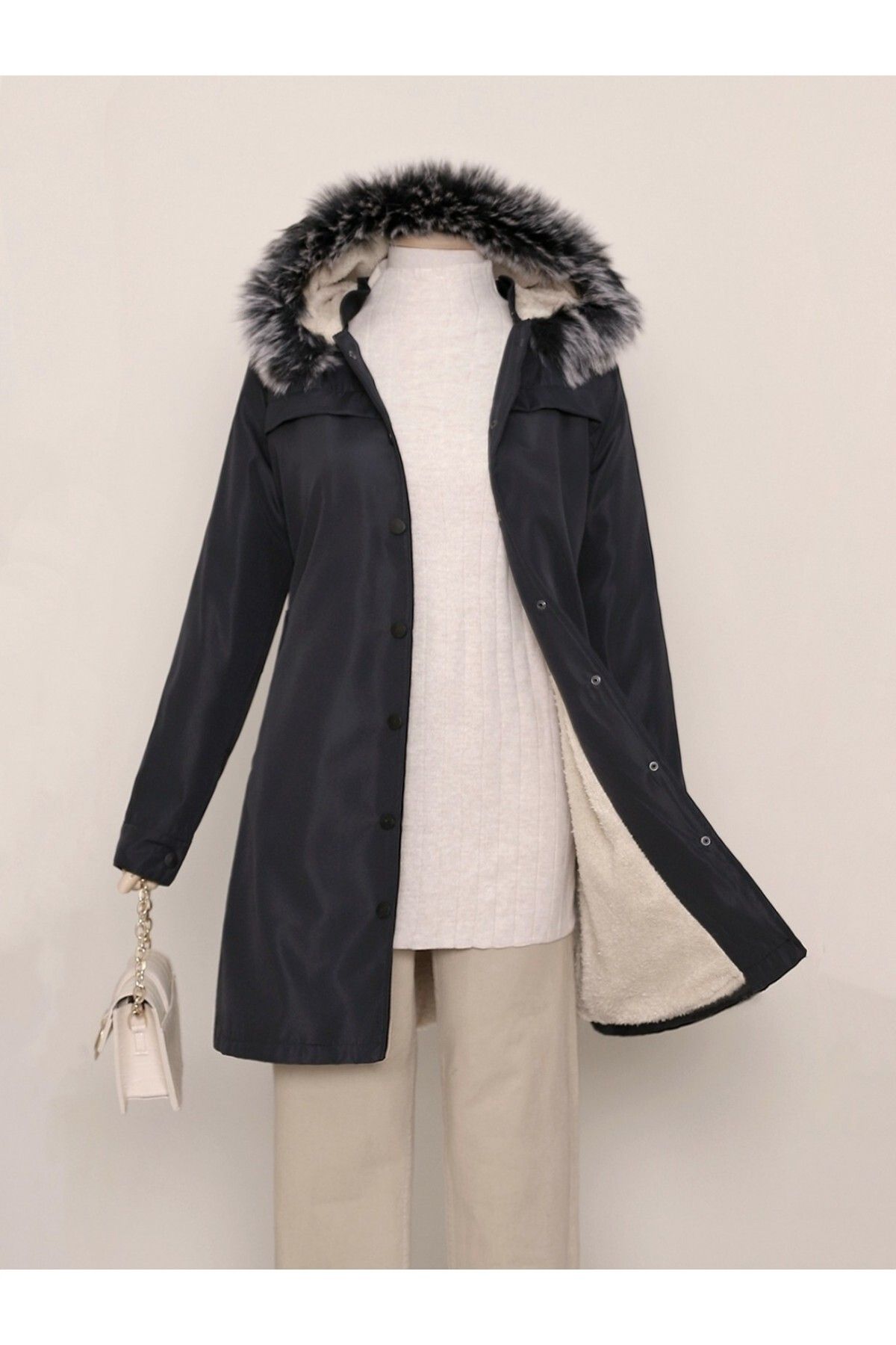 Modamorfo Released Hooded Short Coat with Snap Pockets Trendyol