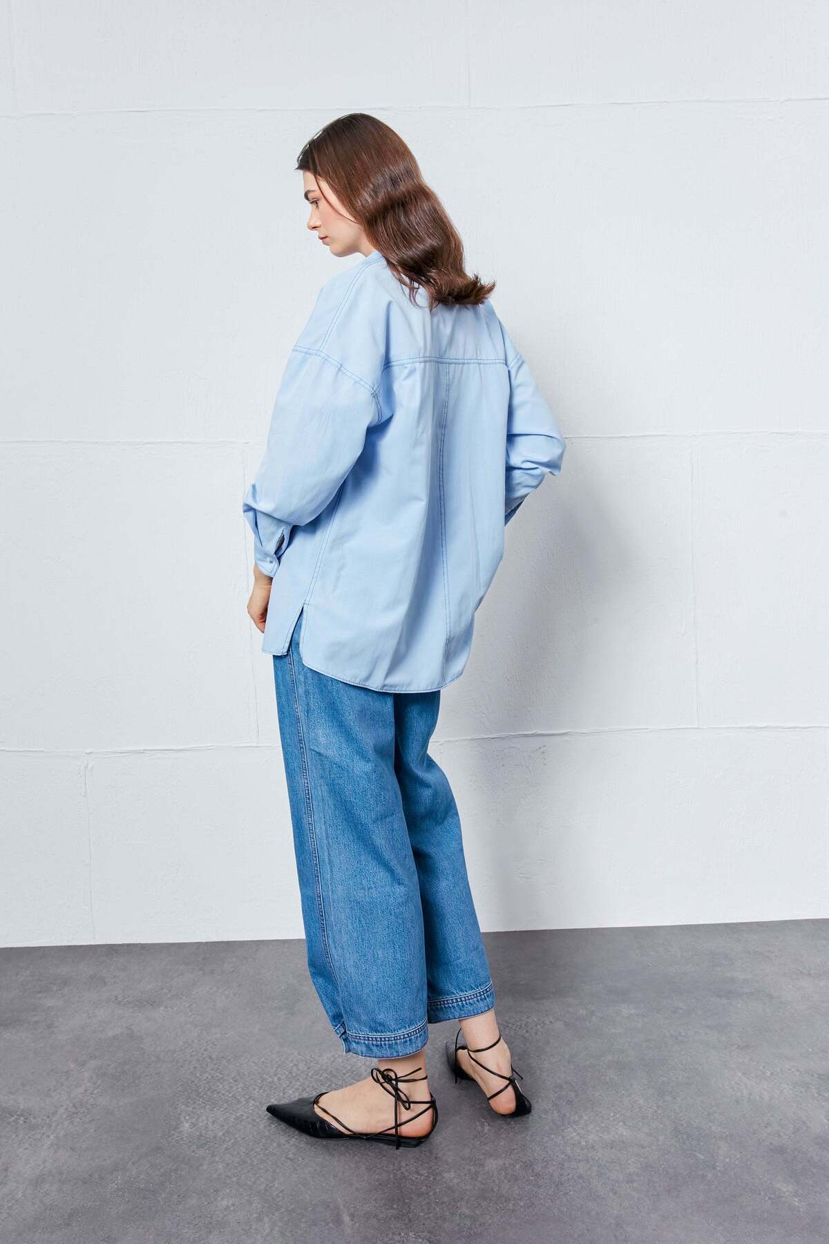 FABB  Bebe Mavisi Kontrast Dikiş Detaylı Cepli Gömlek - Görsel 3