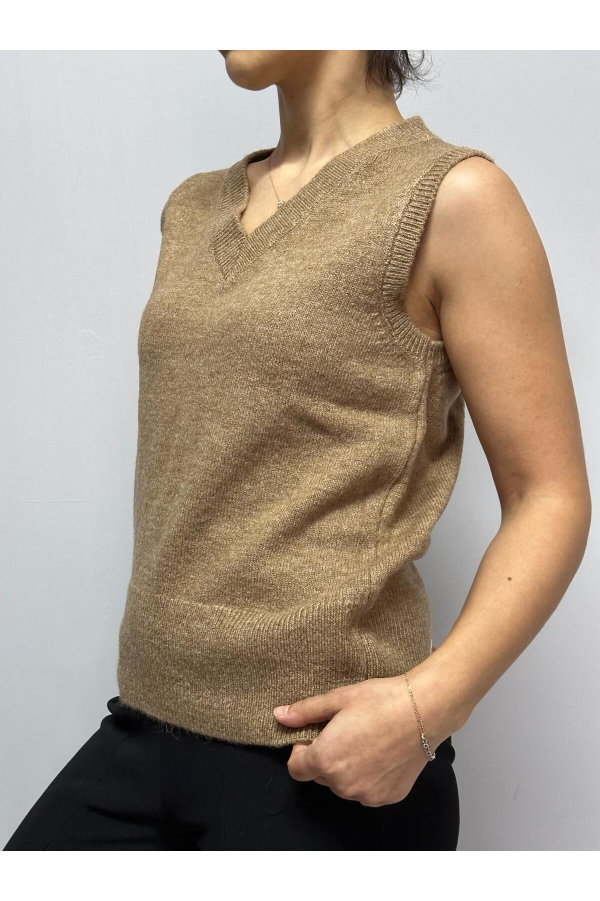 soBasic-V-Neck Basic Sweater - Mink 4