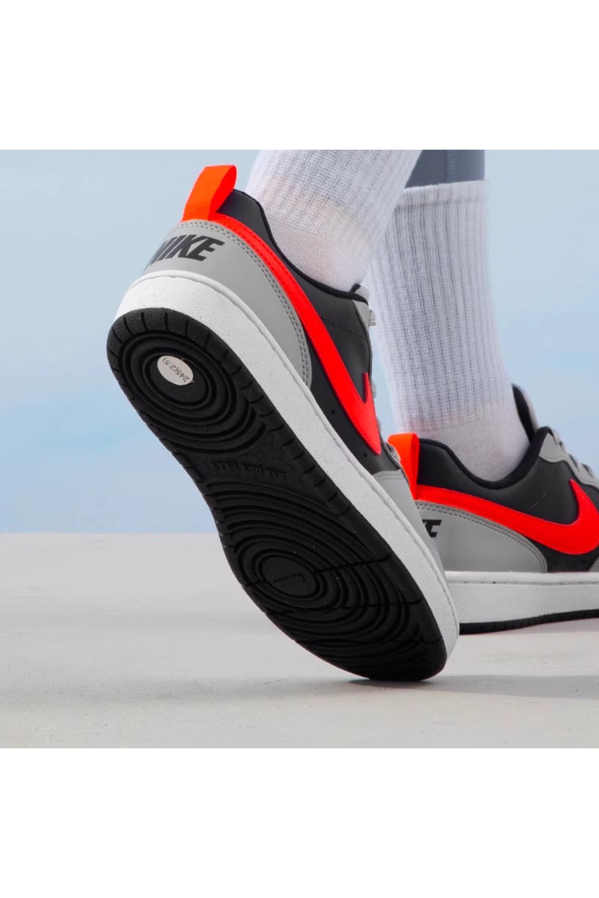 کفش پیاده روی خاکستری مردانه و زنانه Borough Low Resorraft Sportie Nike