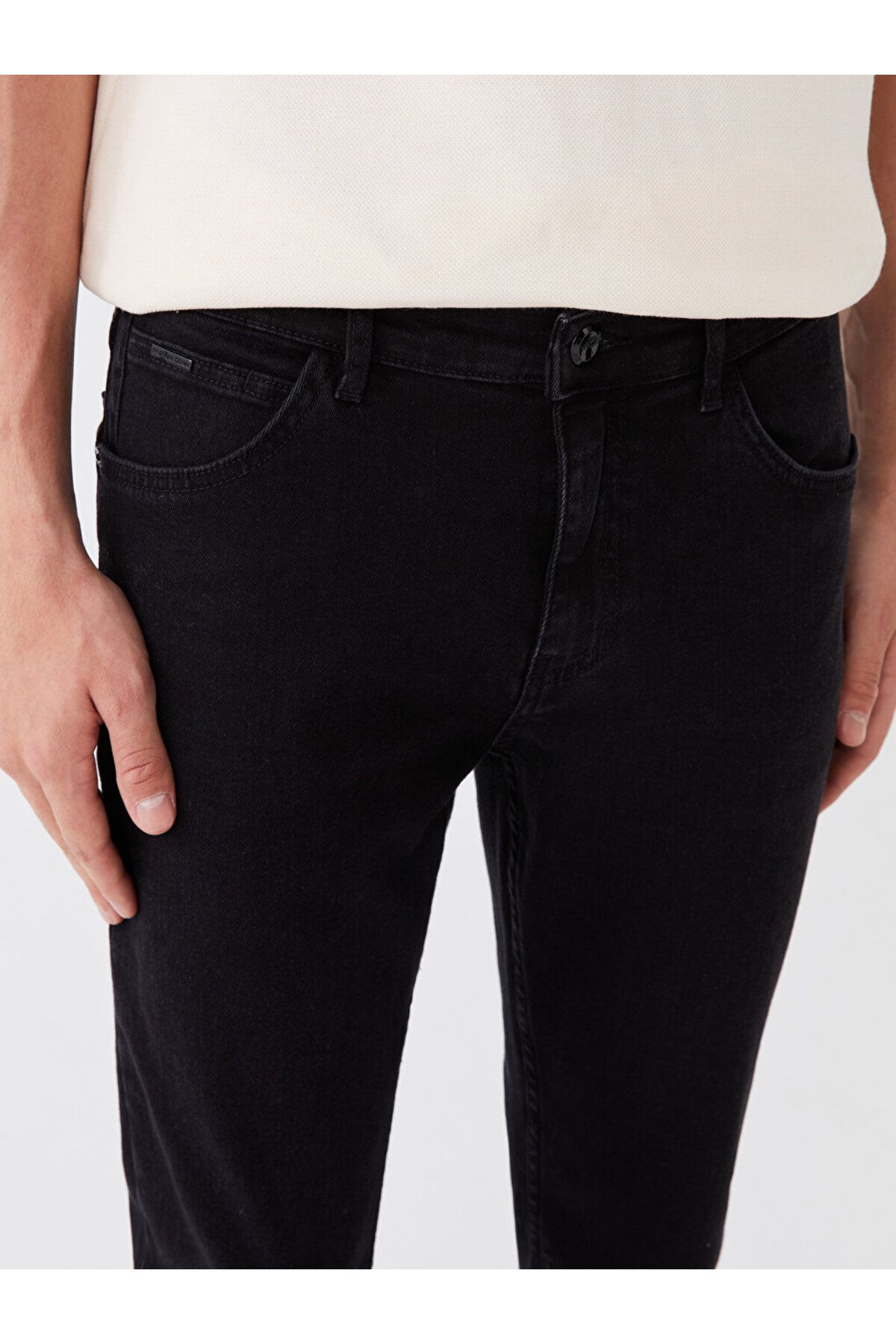 شلوار جین مردانه نازک 750 Slim Fit LC Waikiki
