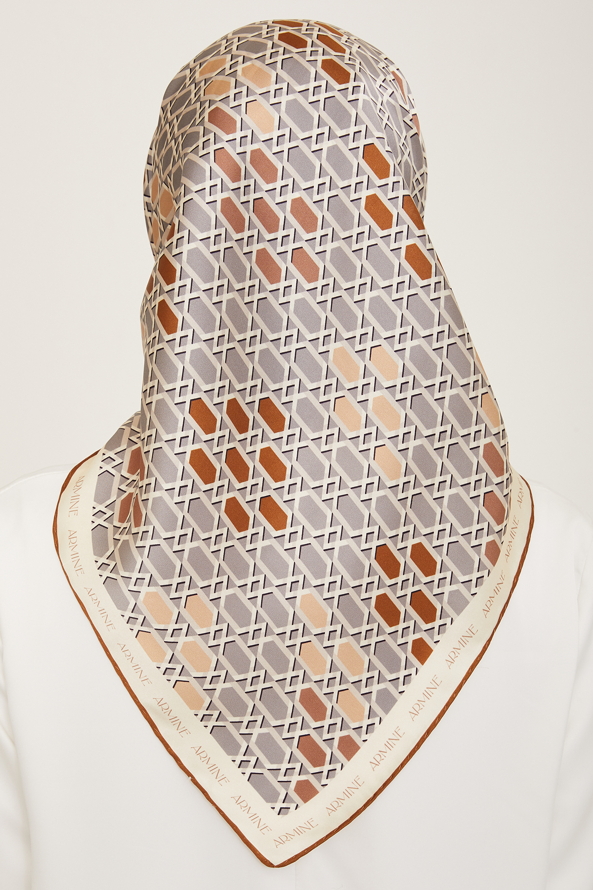 روسری زنانه آرمینه | E24YA9144D02 Armine - Image 4