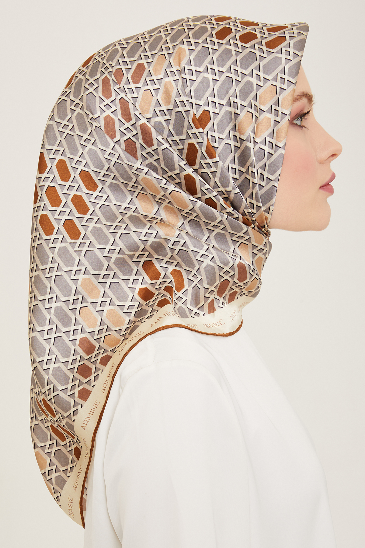 روسری زنانه آرمینه | E24YA9144D02 Armine - Image 3