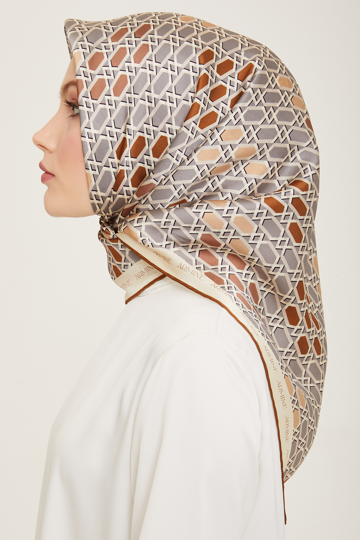 روسری زنانه آرمینه | E24YA9144D02 Armine - Image 2