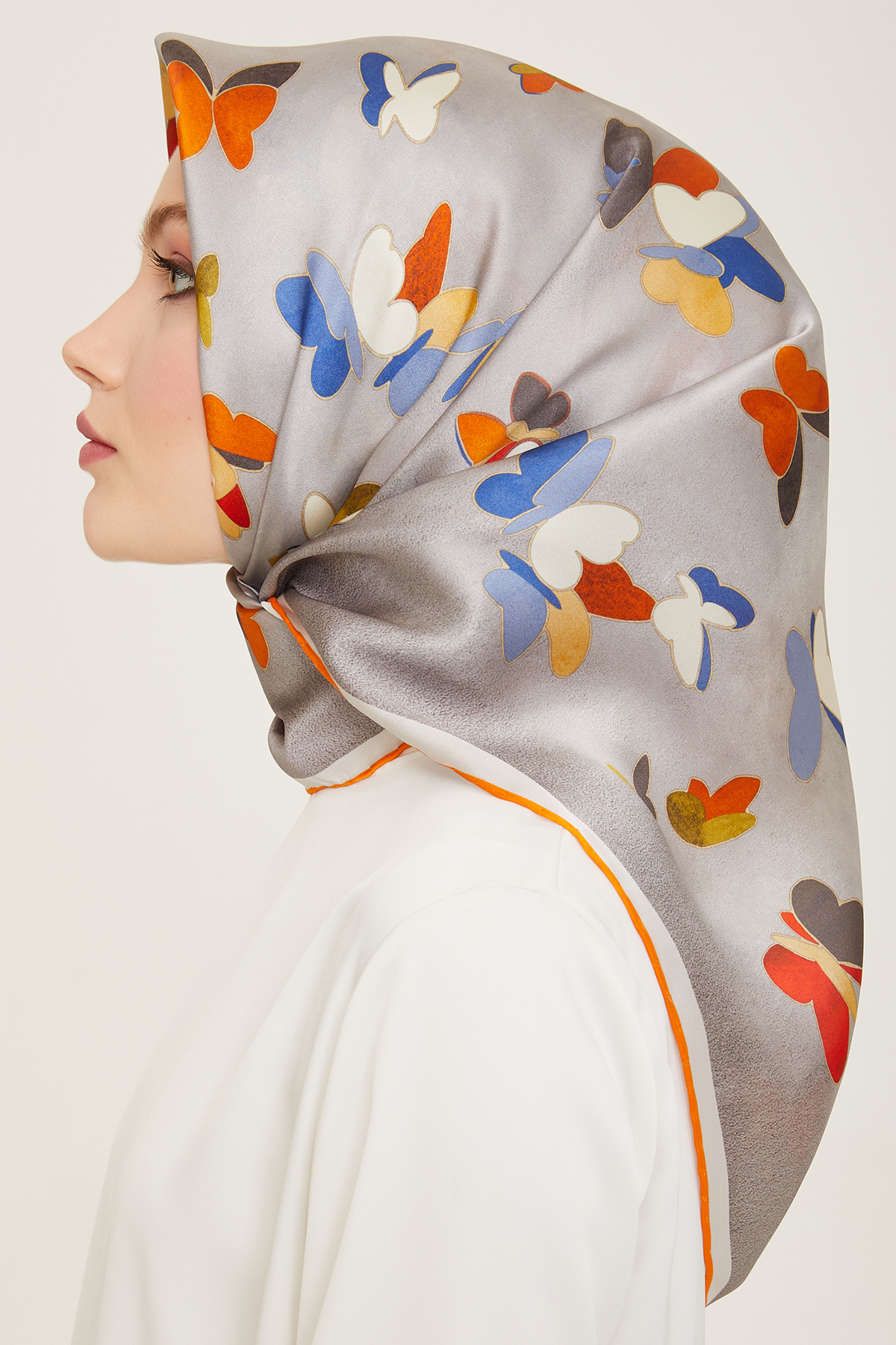 روسری زنانه آرمینه | E24YA9146D01 Armine - Image 2