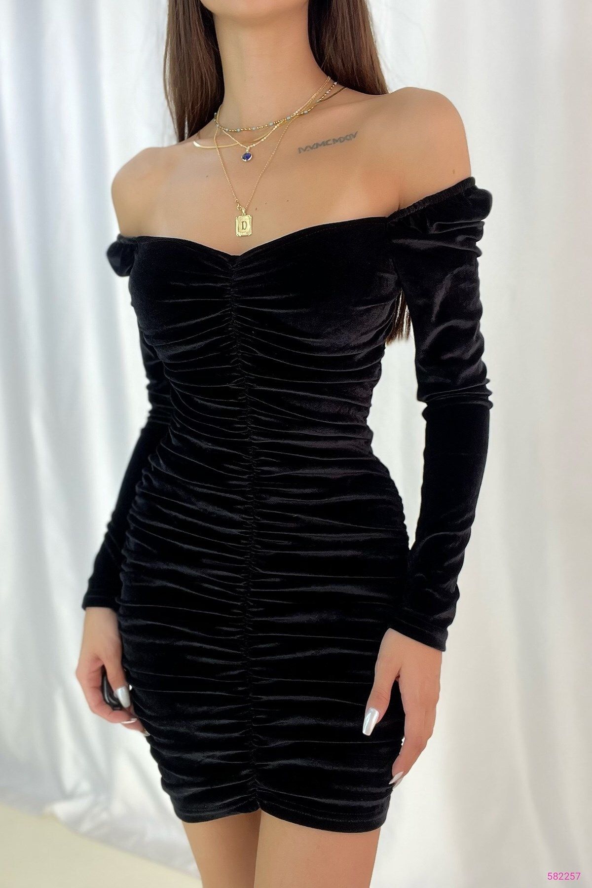 https://cdn.dsmcdn.com/ty1181/product/media/images/prod/SPM/PIM/20240223/16/e8a229d7-fe4a-3859-b7a5-abcf4cbca88d/1_org_zoom.jpg