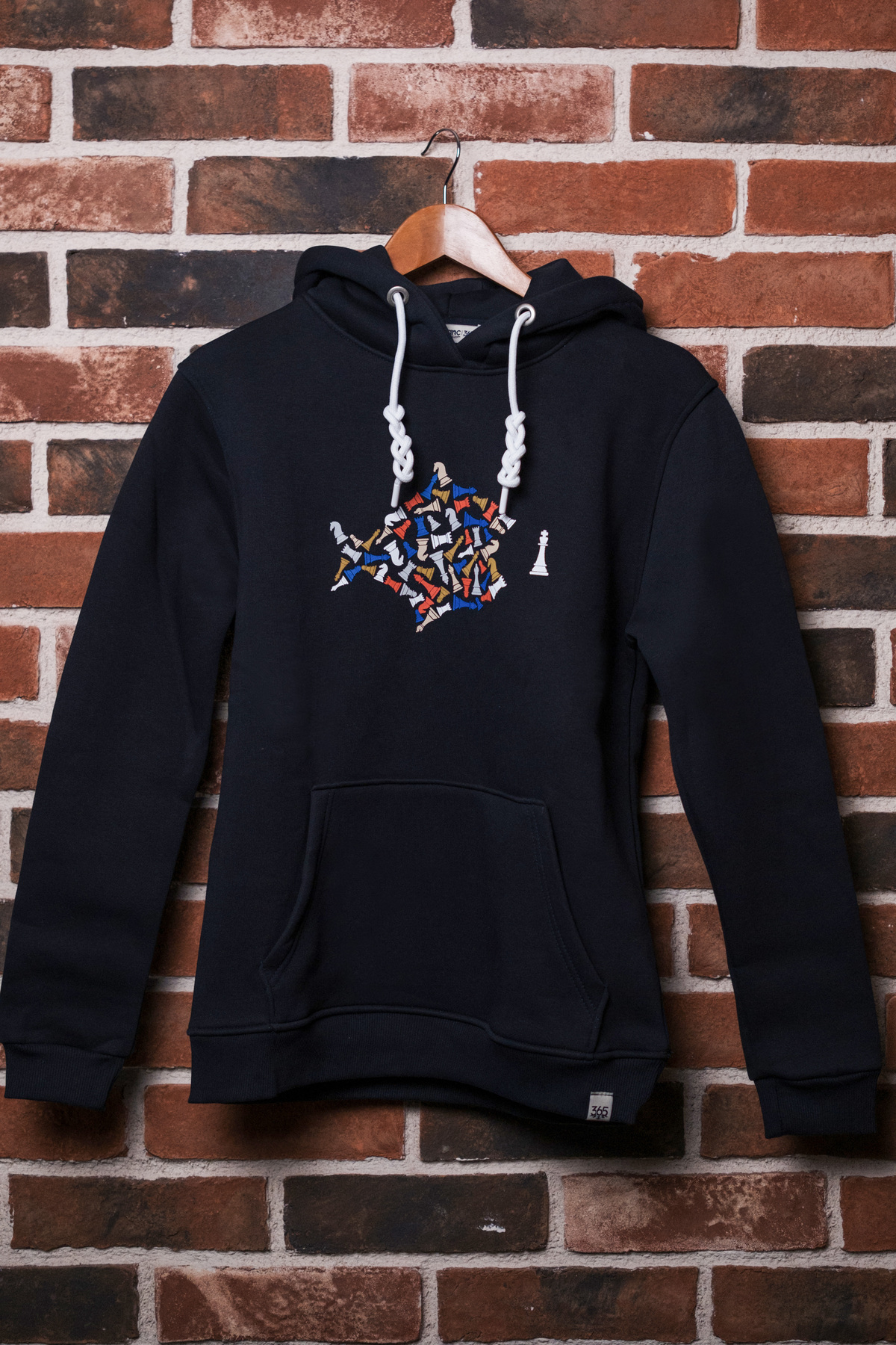 Balık Desenli Satranç Hoodie resmi
