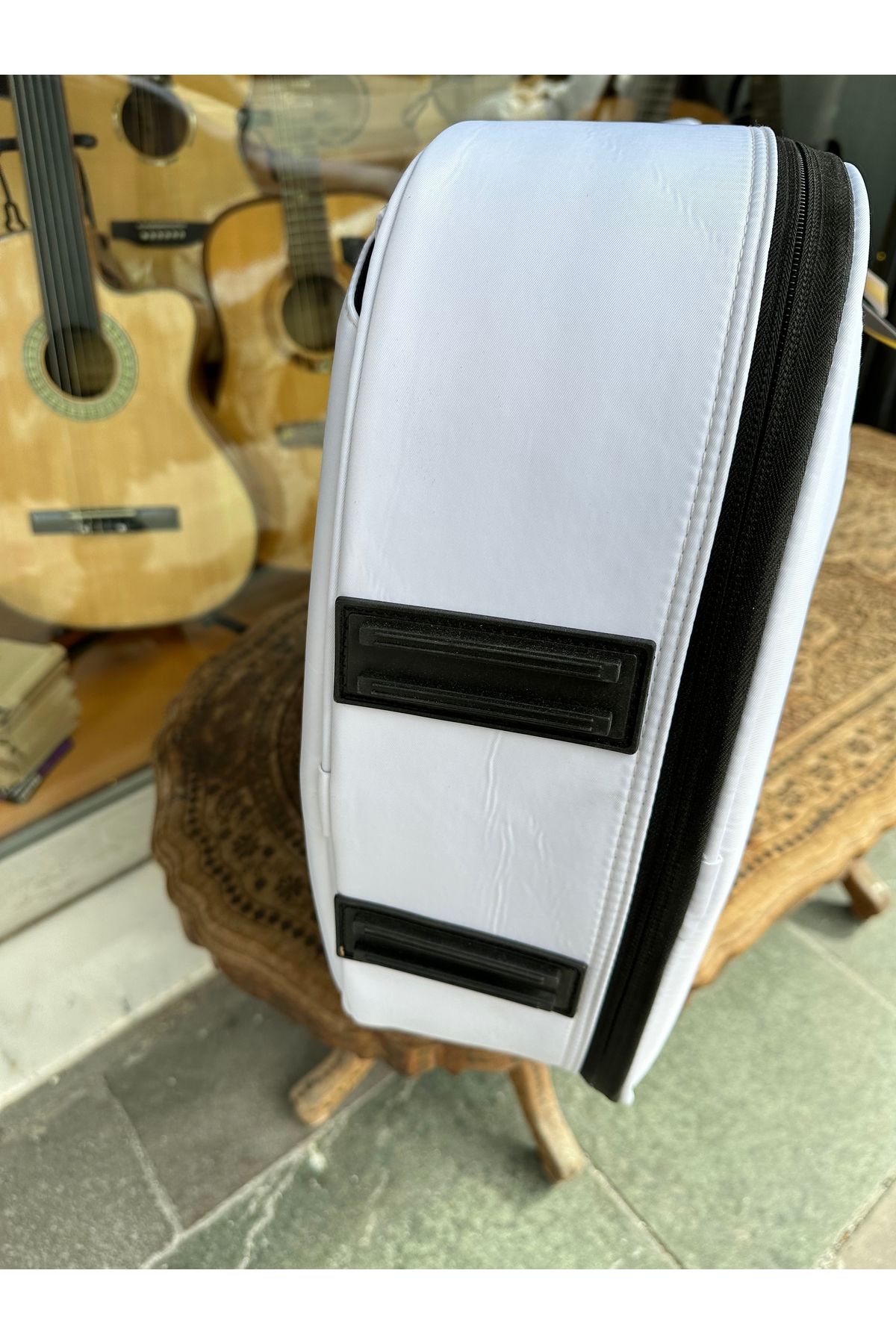 PENA MÜZİK-White Guitar Case Classic 6