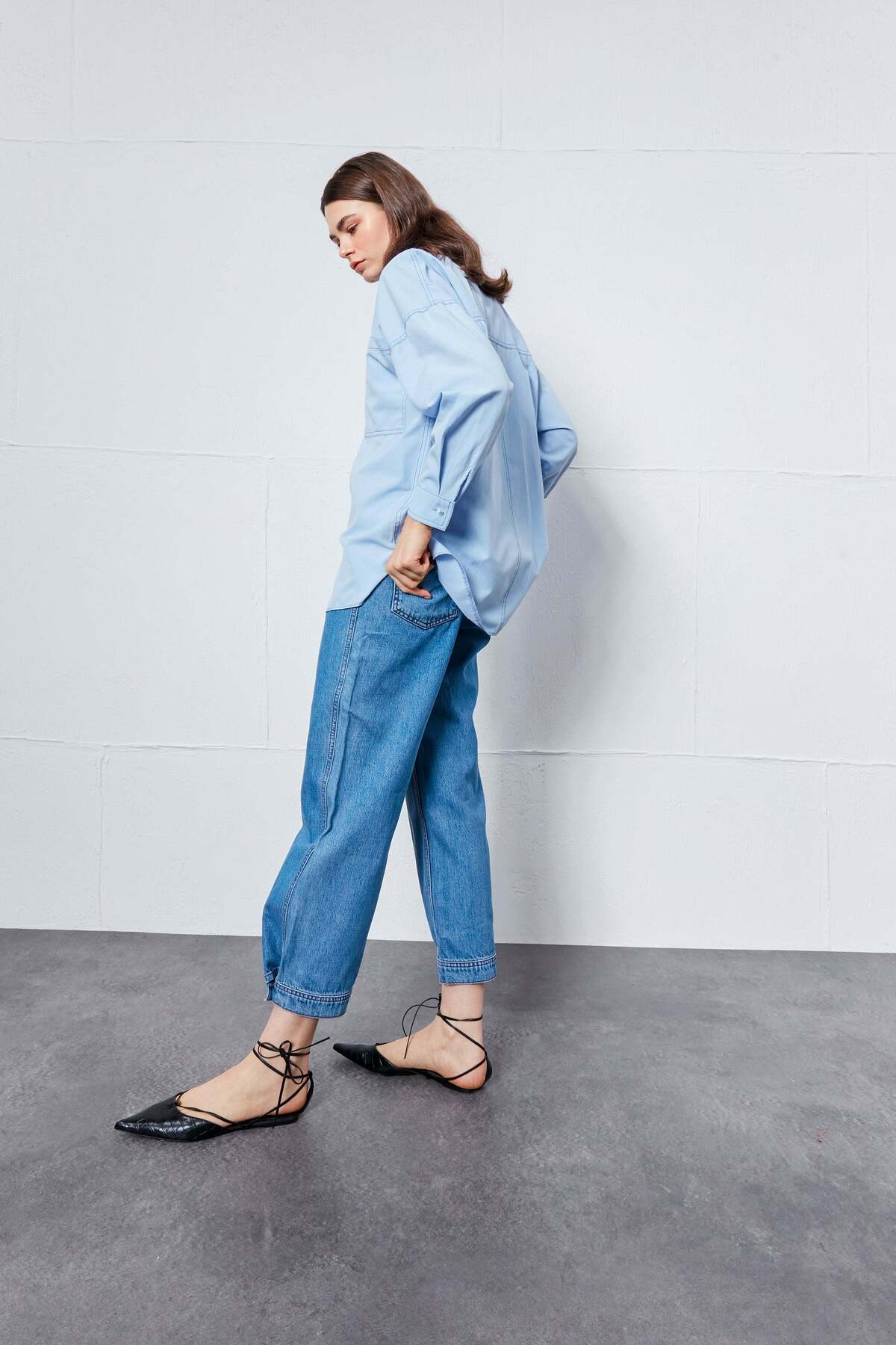 FABB  Bebe Mavisi Kontrast Dikiş Detaylı Cepli Gömlek - Görsel 2