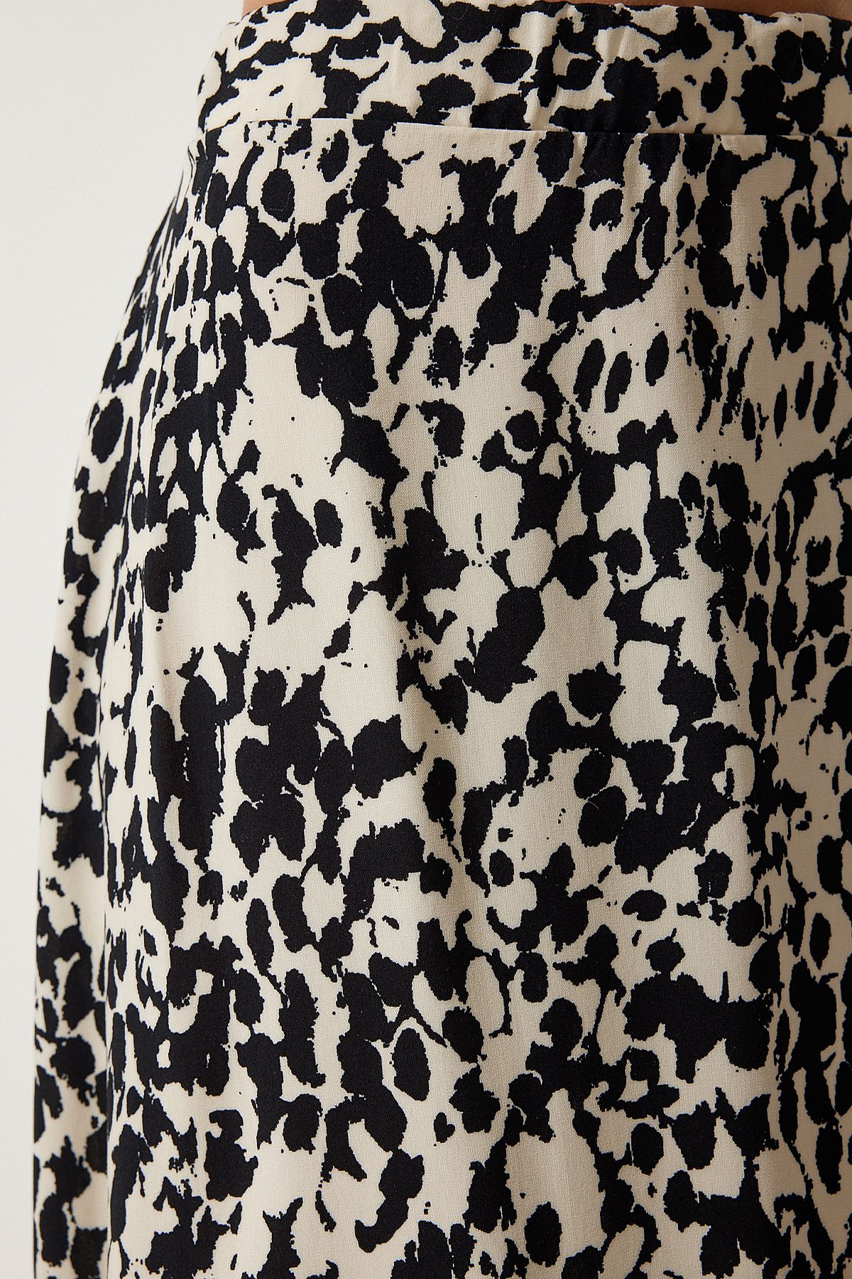 Happiness İstanbul-Creme-schwarz gemusterter langer Viskoserock für Damen DD01302 5