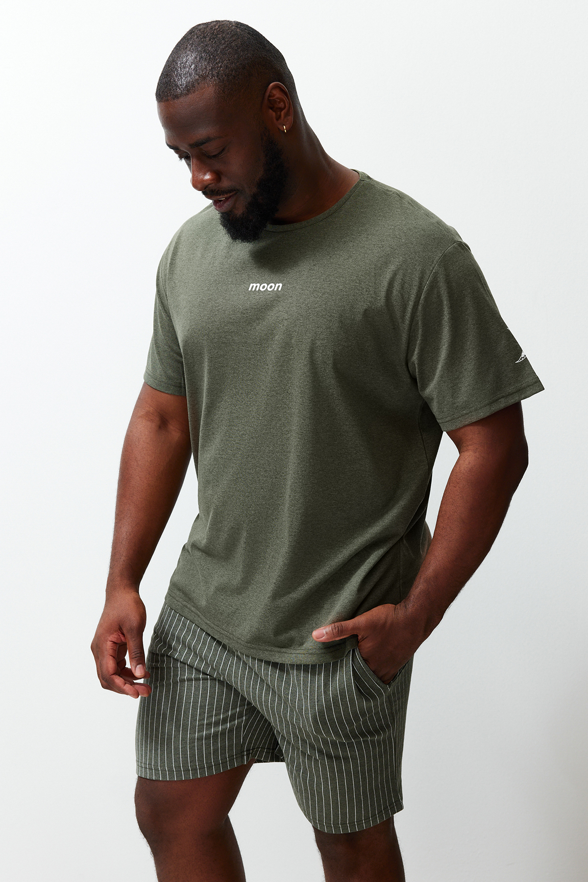 Trendyol Collection Zestaw piżam z dzianiny w kolorze khaki, plus size, o reg...