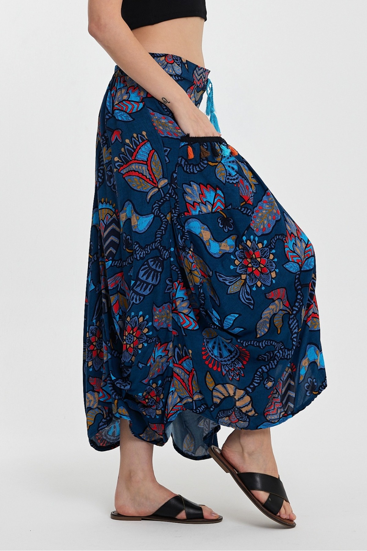 AYASOFYA OTANTIK  Kadın Mavi Desenli Cep Detaylı Beli Lastikli Etek - Görsel 3