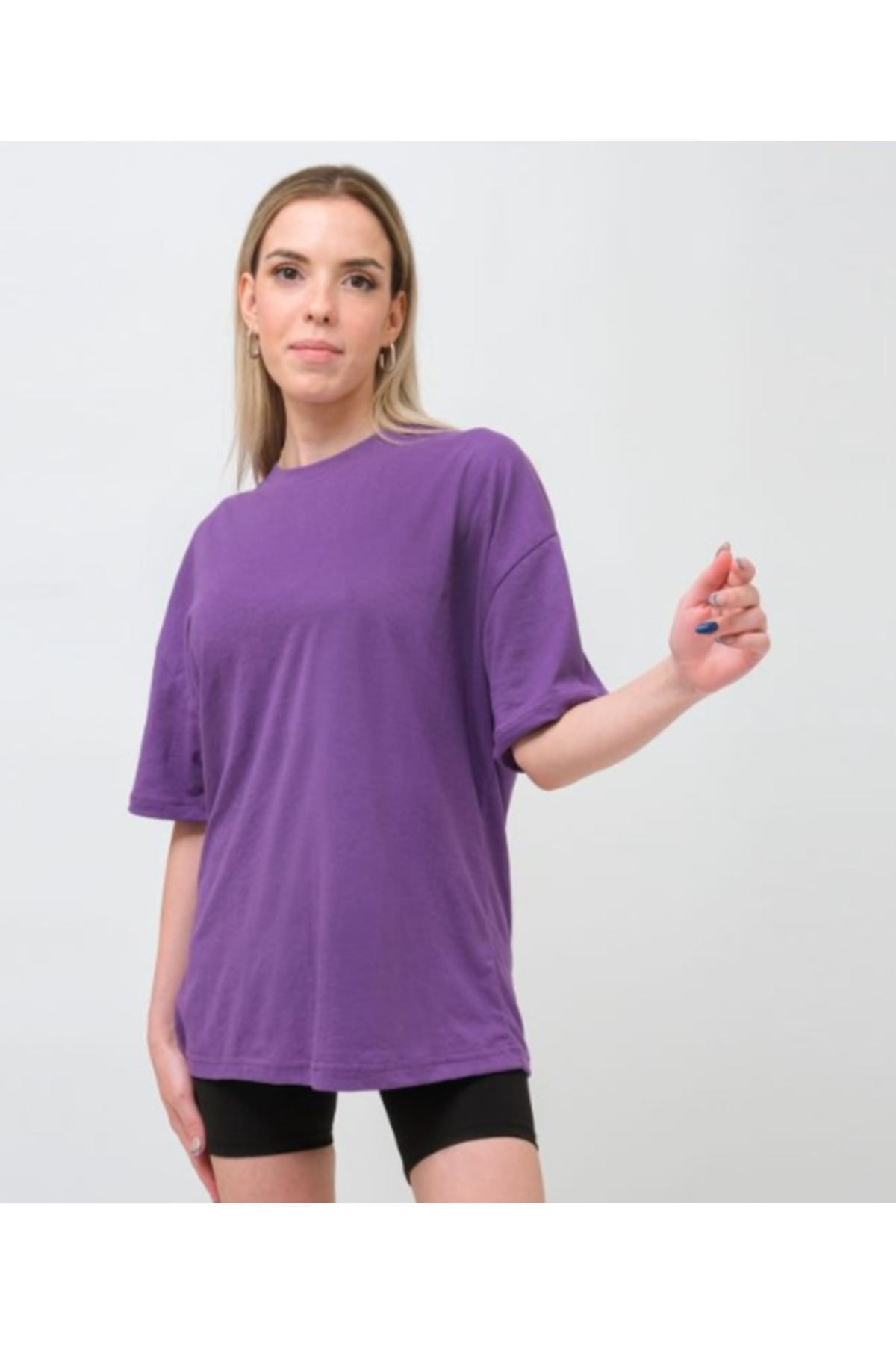 STIL-X UNPRINTED CREW NECK OVERSIZE 100% COTTON WOMEN 'S TSHIRT