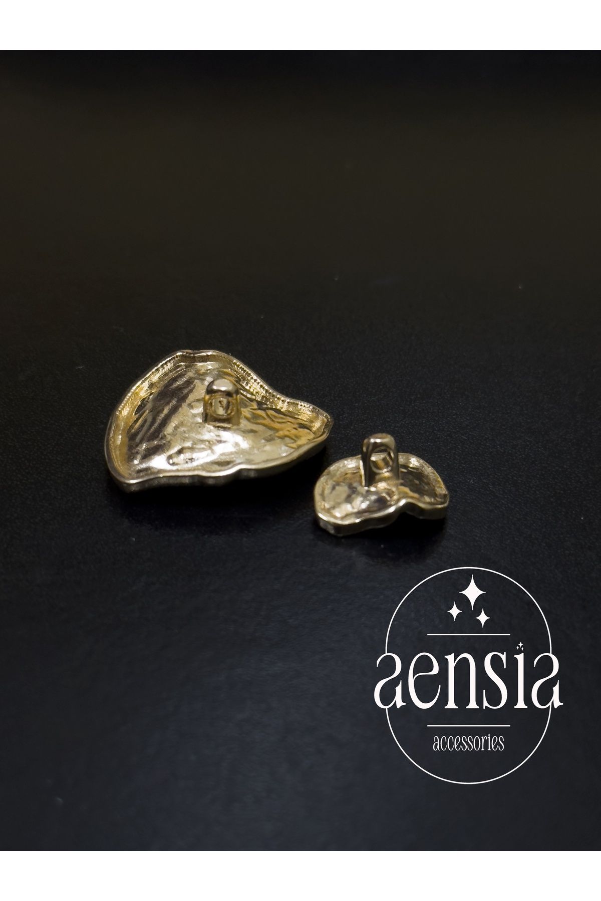 aensia-Light Gold Wrinkled Asymmetric Curved Shell Model Metal Coat Jacket Button - Set of 12 (6 Large + 6 Small) 4