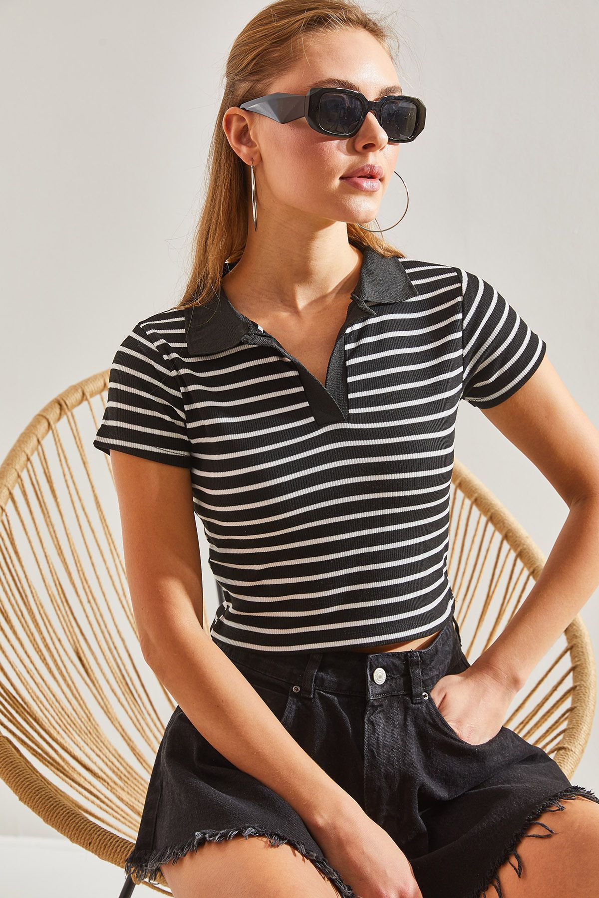 Bianco Lucci-Women's Polo Neck Striped Blouse 4