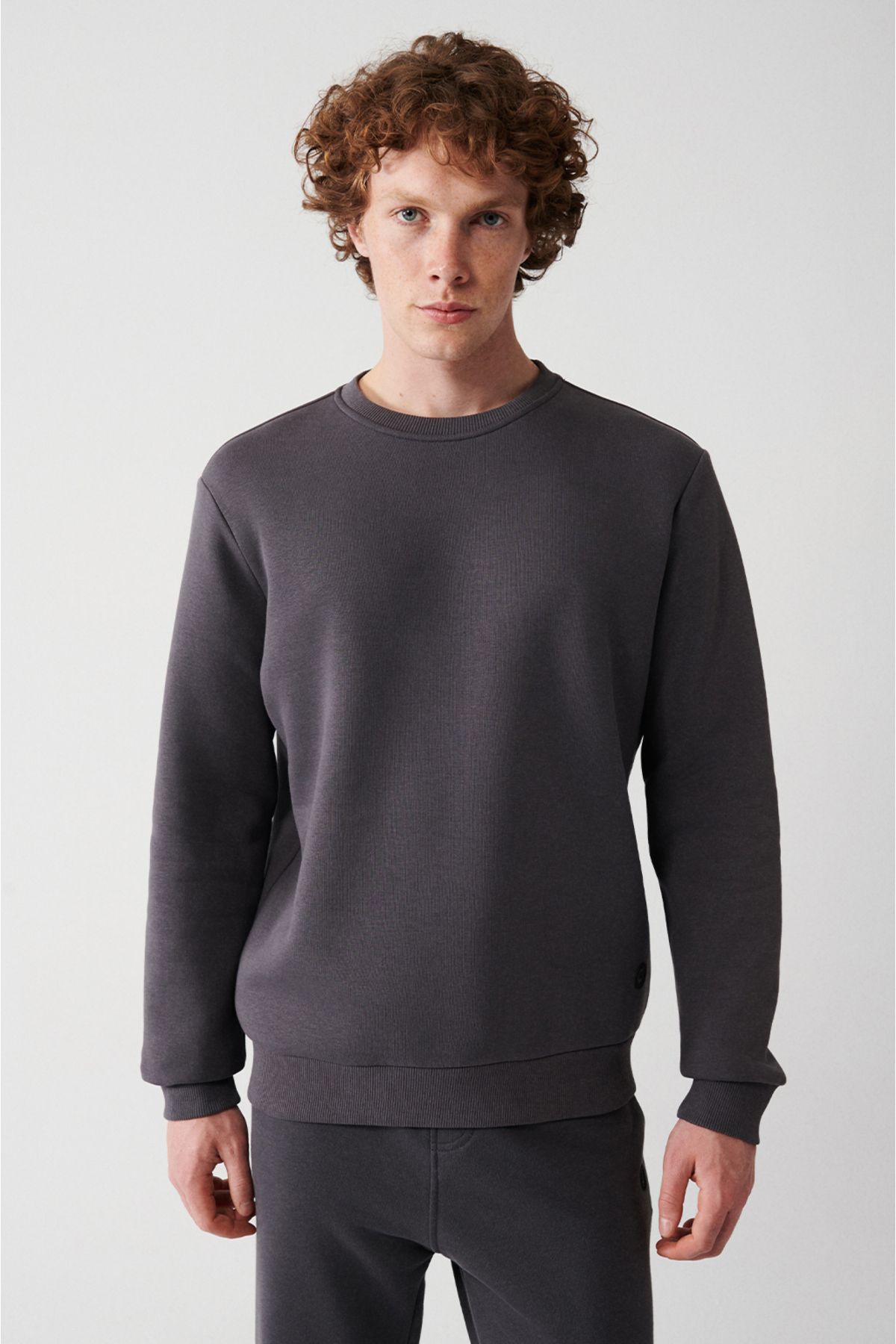 Dark grey on sale crew neck