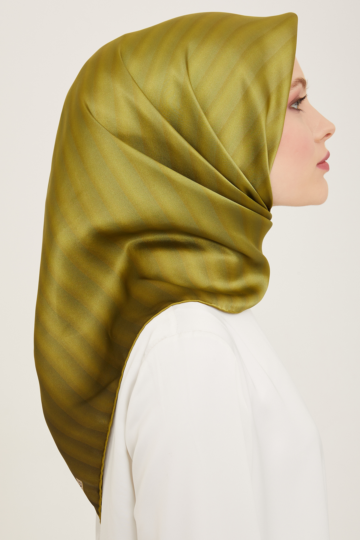 روسری زنانه آرمینه | E24YA9150D01 Armine - Image 3